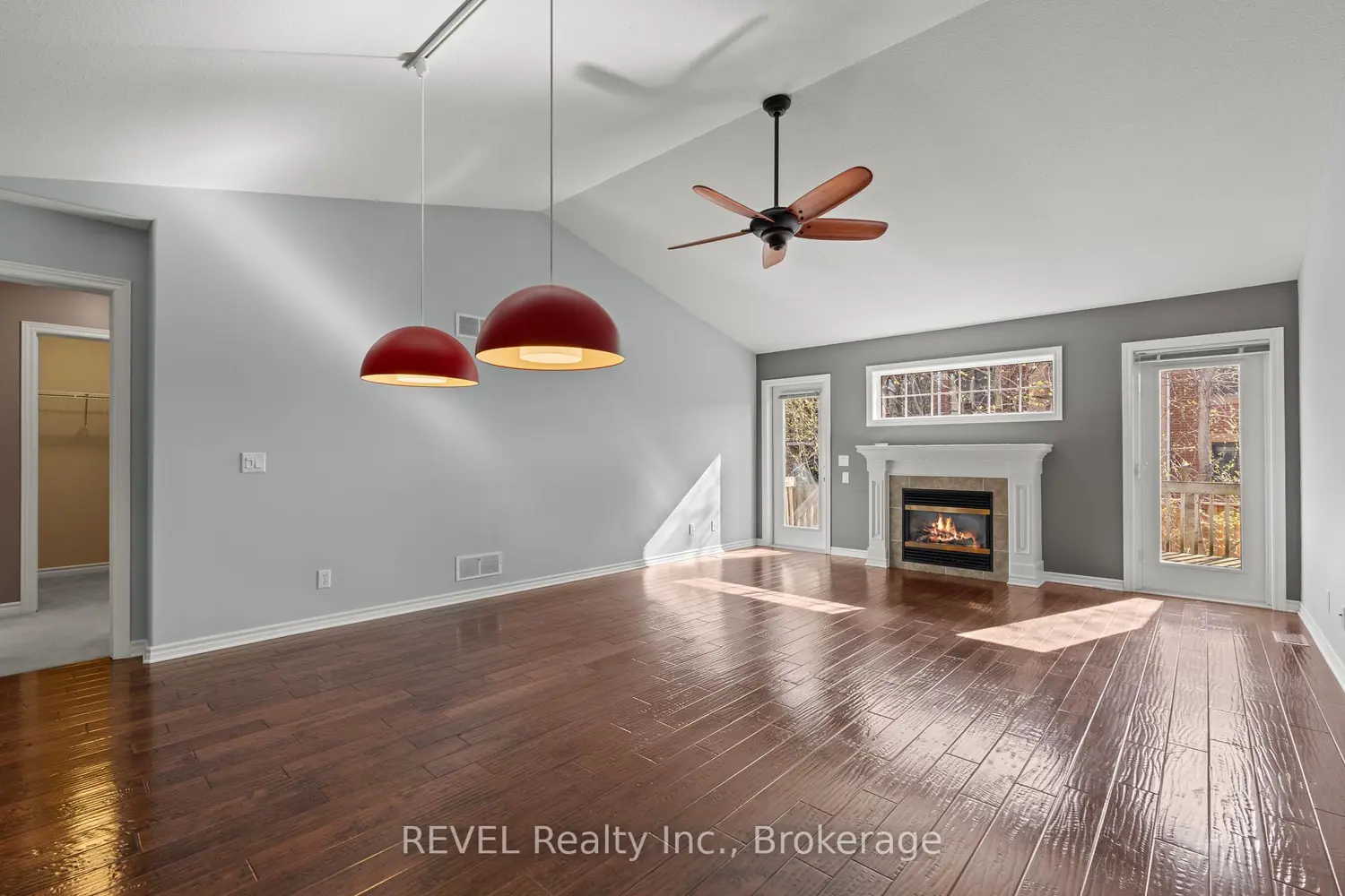 Additional image 6 of 605 Welland Avenue 3