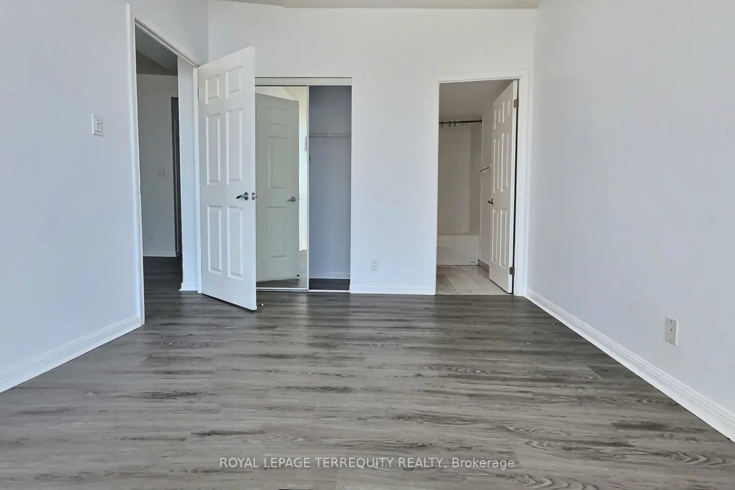 Additional image 12 of 230 Queens Quay 2322