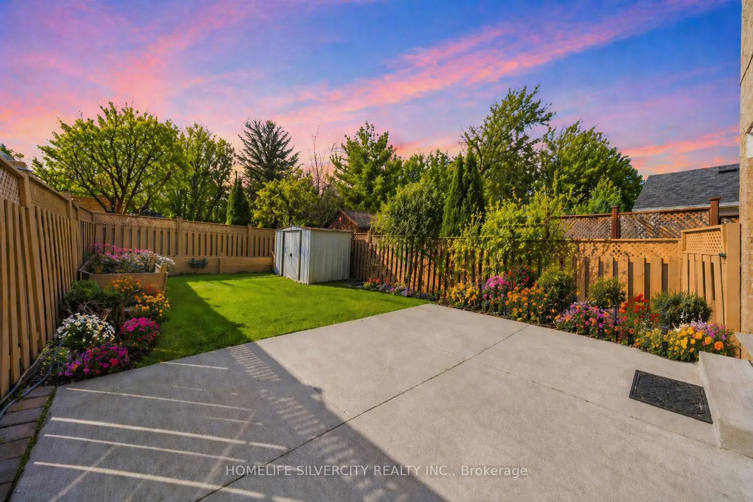 Additional image 19 of 8 Oak Gardens Court