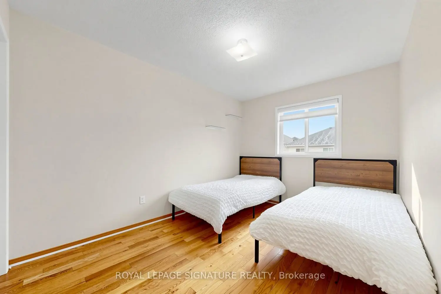 Additional image 9 of 6086 Windfleet Crescent