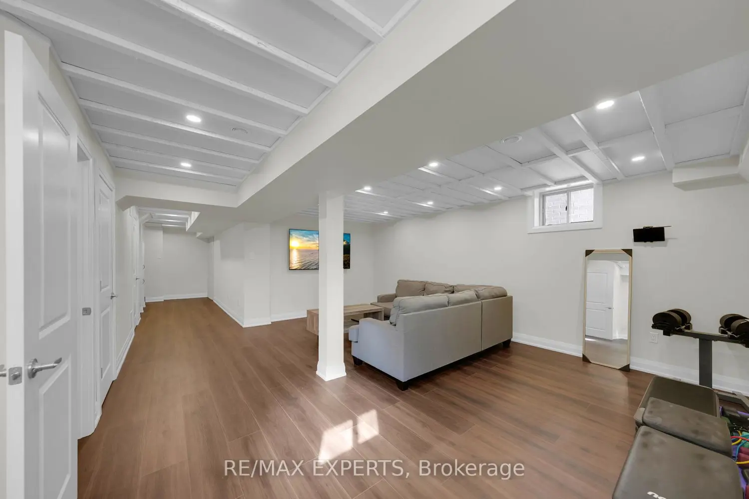 Additional image 18 of 17 Stych Street