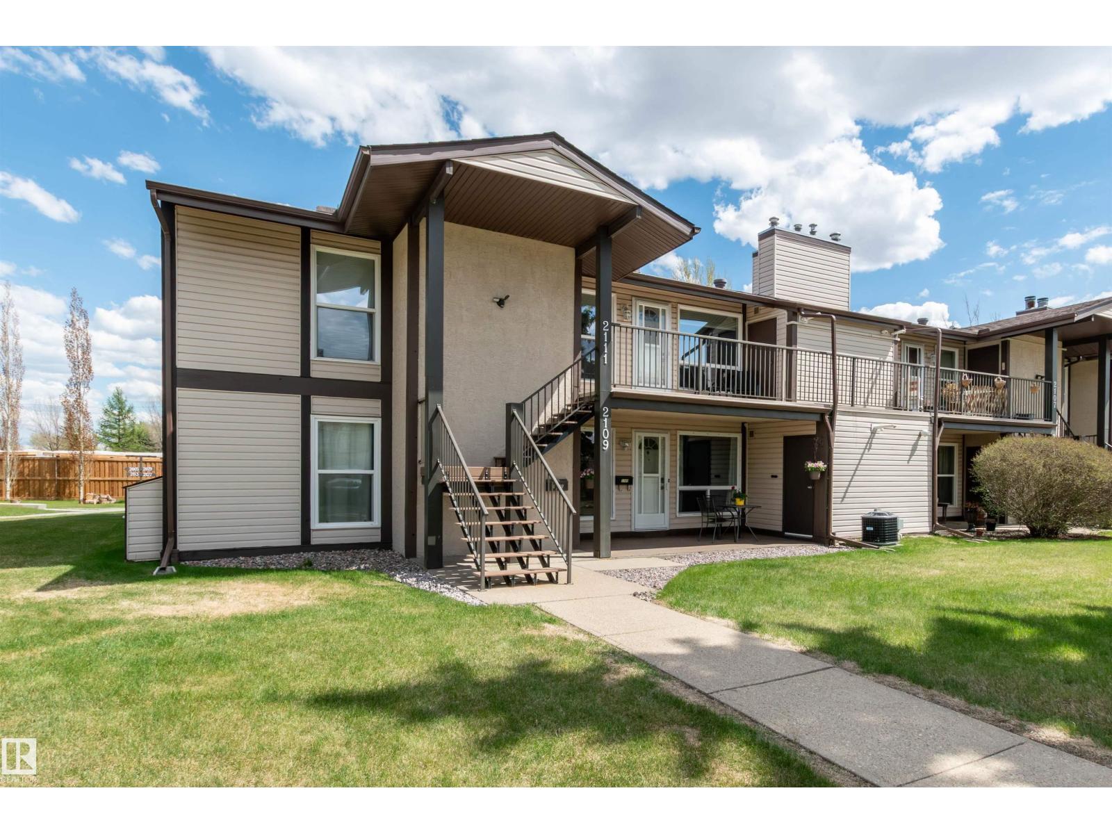 2109 Saddleback Road NW, Edmonton, AB, T6J4T4