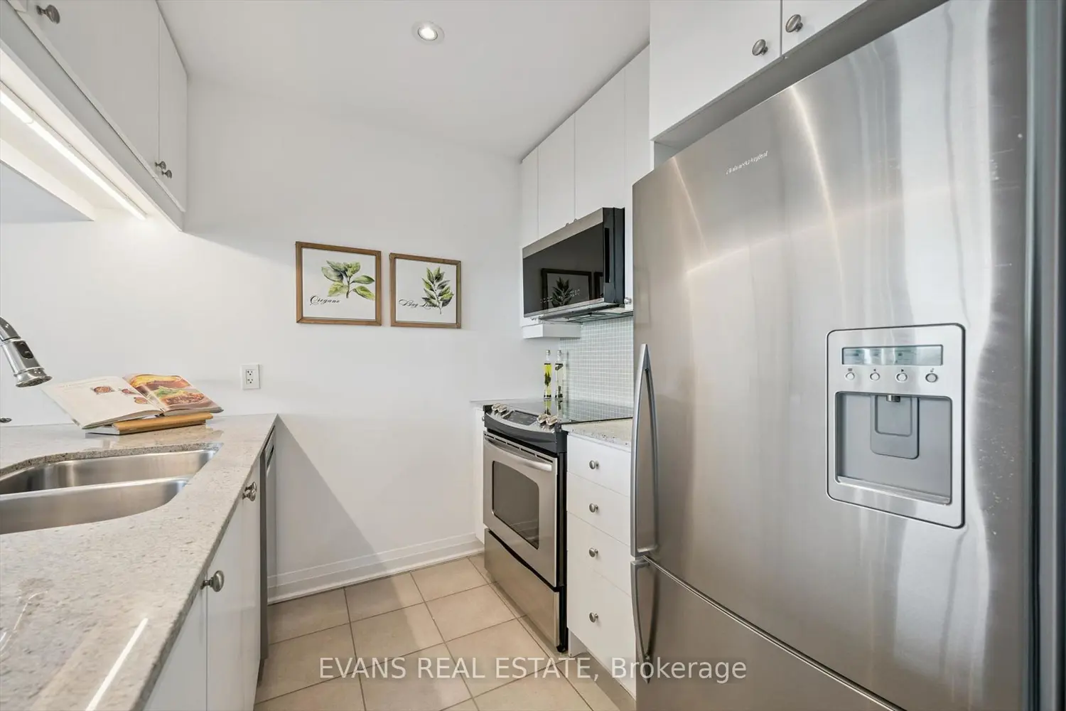 Additional image 3 of 1055 Southdown Road 1411