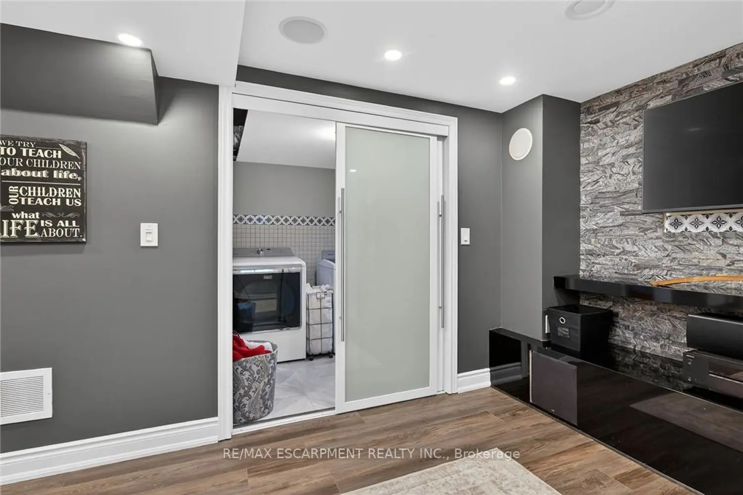 Additional image 18 of 100 Narbonne Crescent