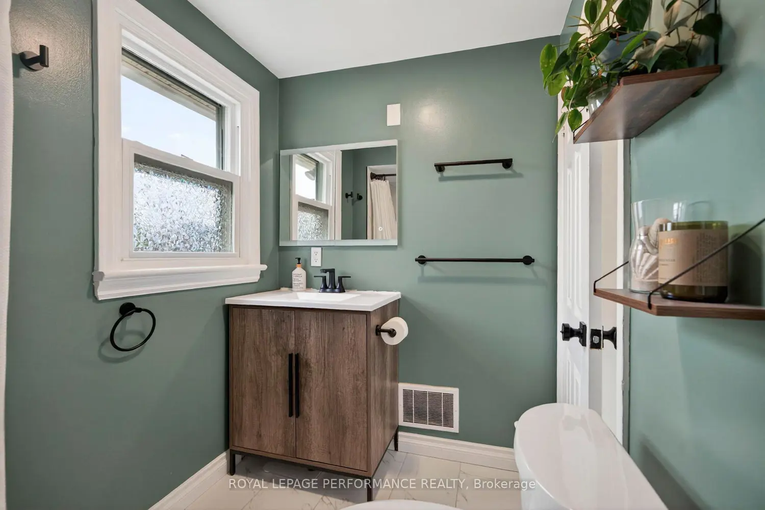 Additional image 13 of 344 Richelieu Avenue