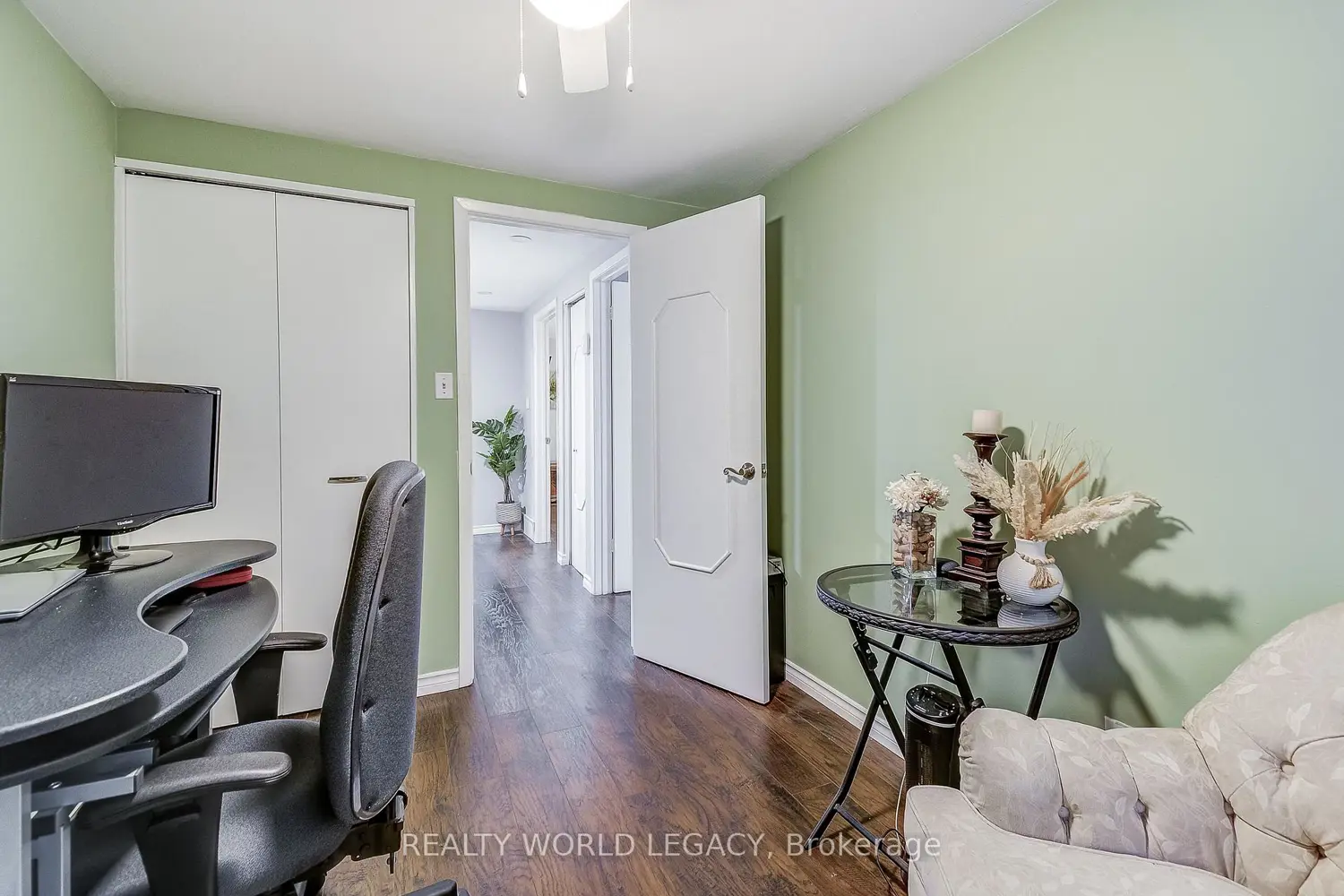 Additional image 11 of 132 Barlake Avenue 35