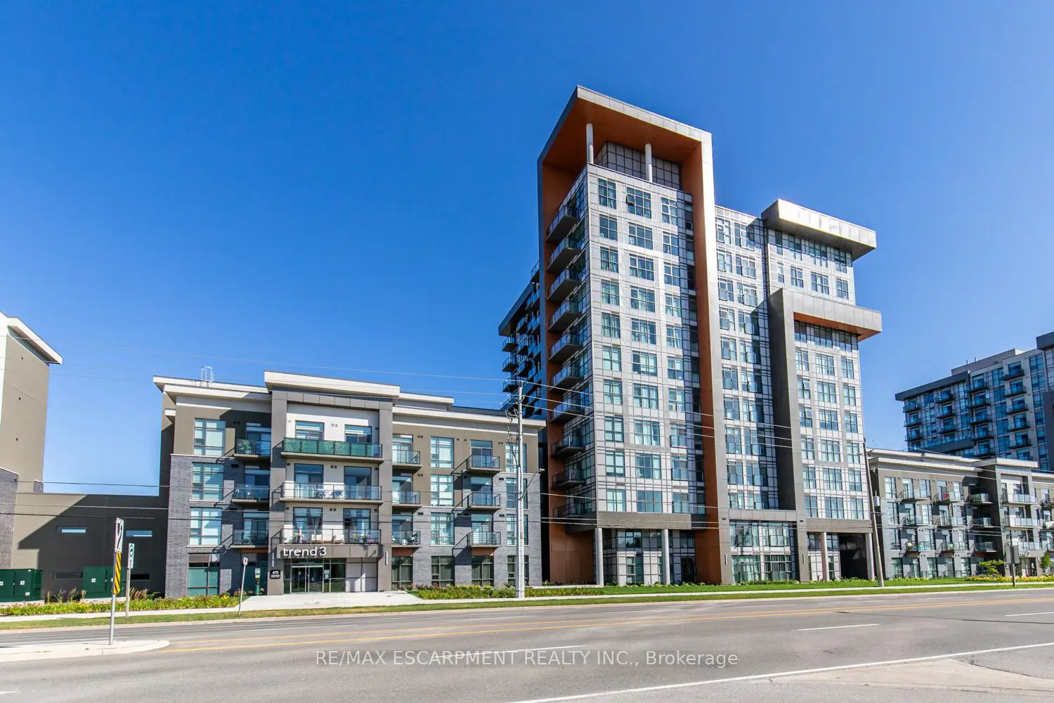 470 Dundas Street 804