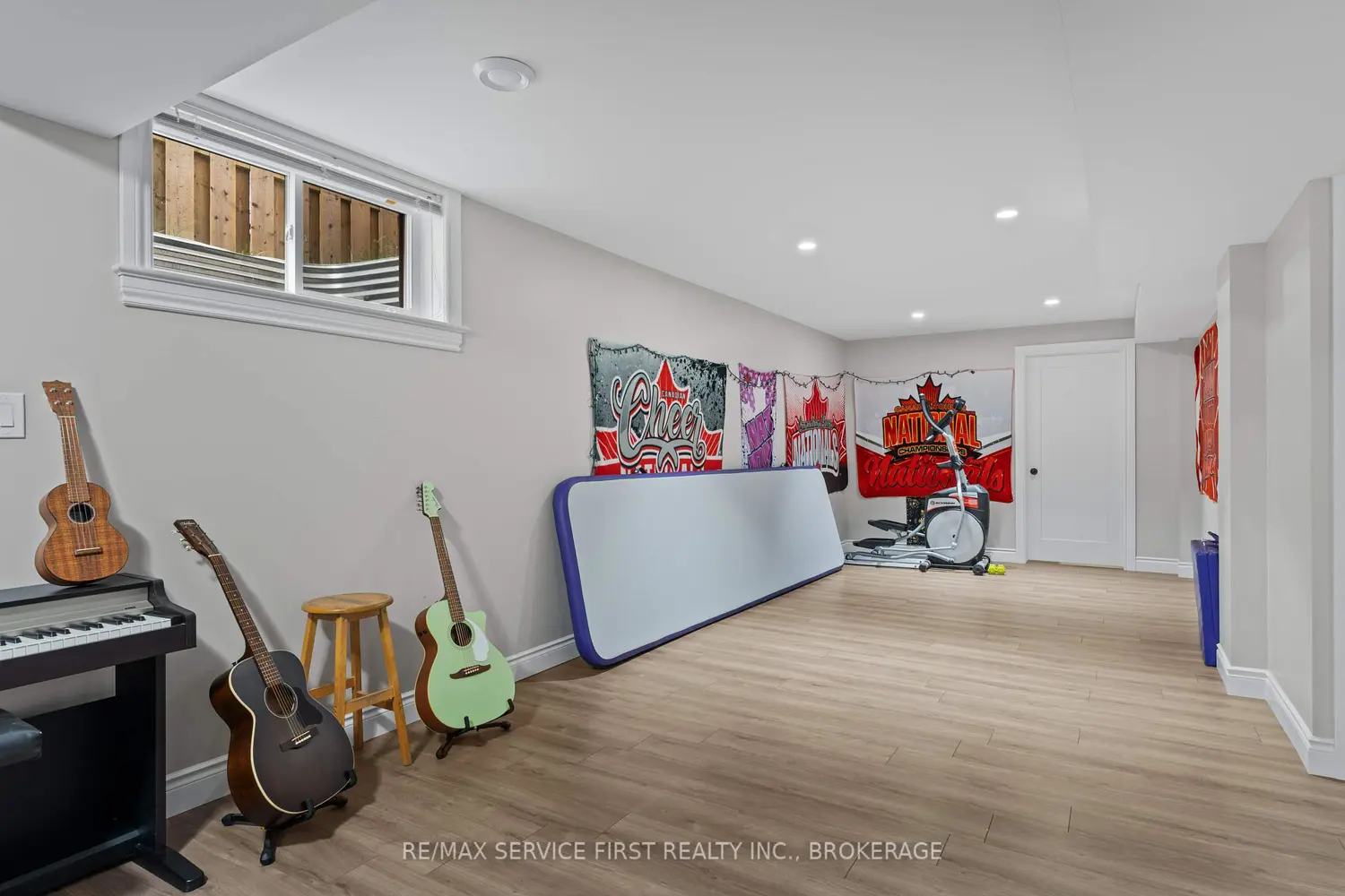Additional image 14 of 141 Champagne Crescent