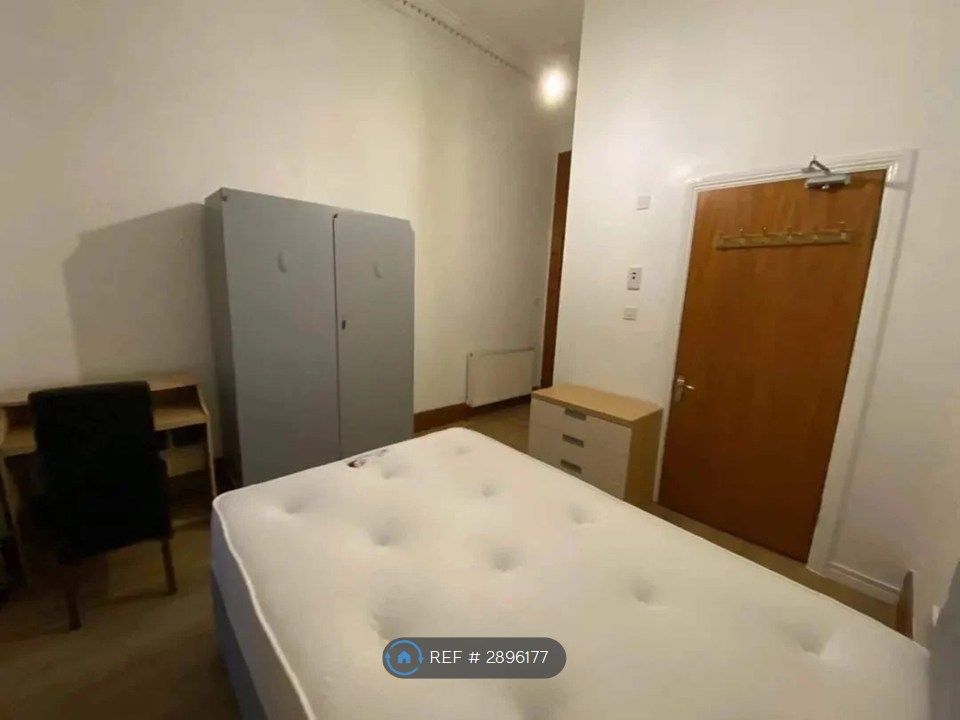 Additional image 3 of 6 bed flat to rentGrant Street, Glasgow G3