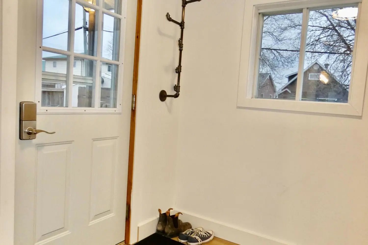 Additional image 4 of 104 Cecil Avenue