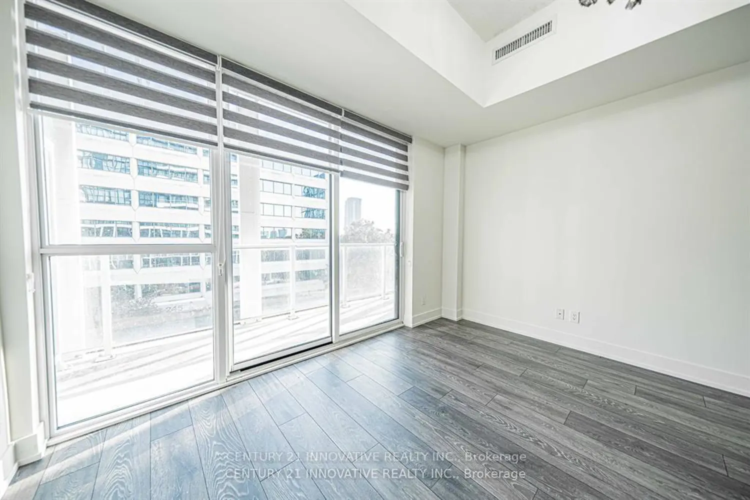 Additional image 7 of 180 Fairview Mall Drive 517