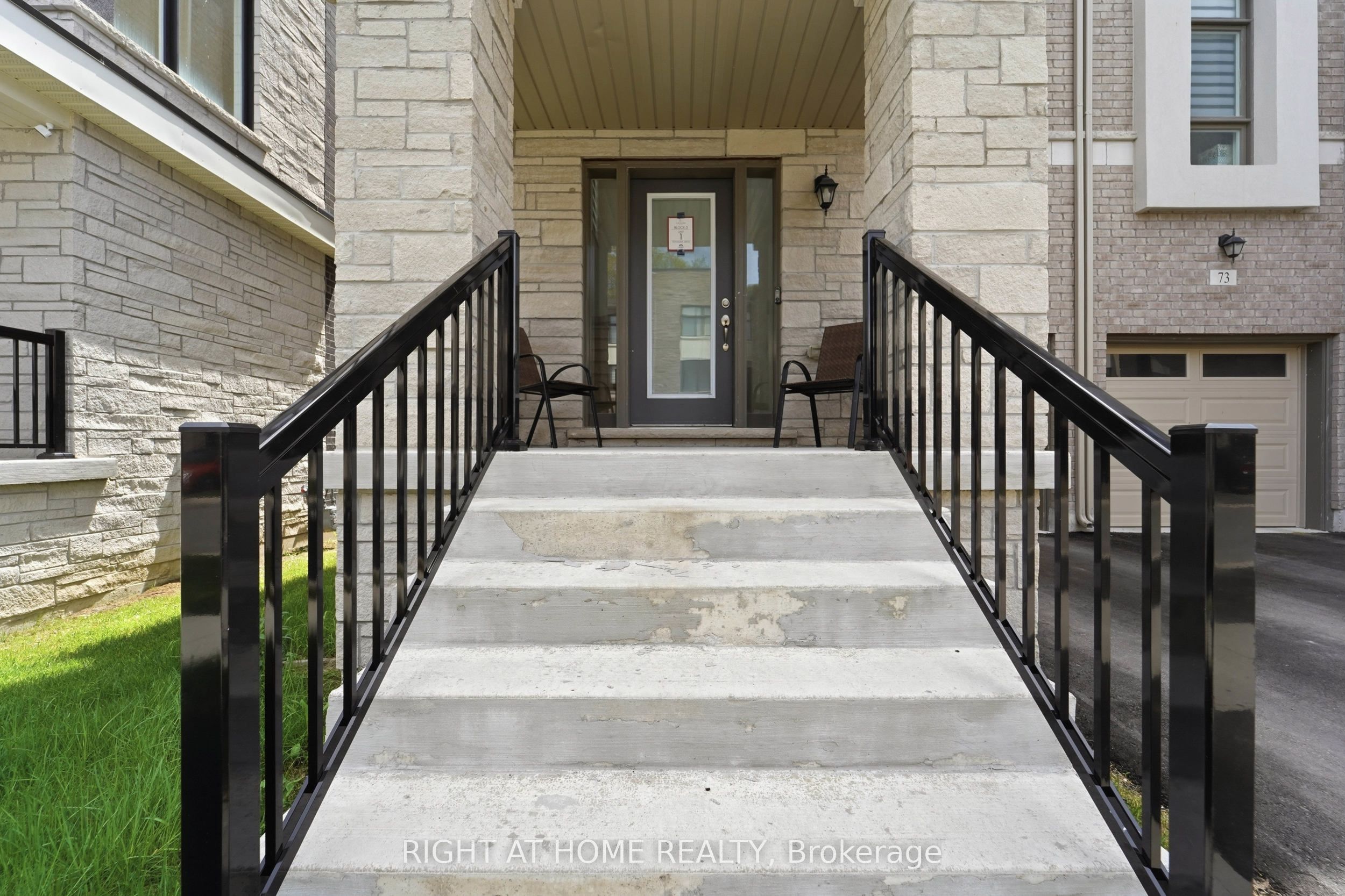 Additional image 4 of 75 Puisaya Drive, Richmond Hill, ON, L4E 1L2