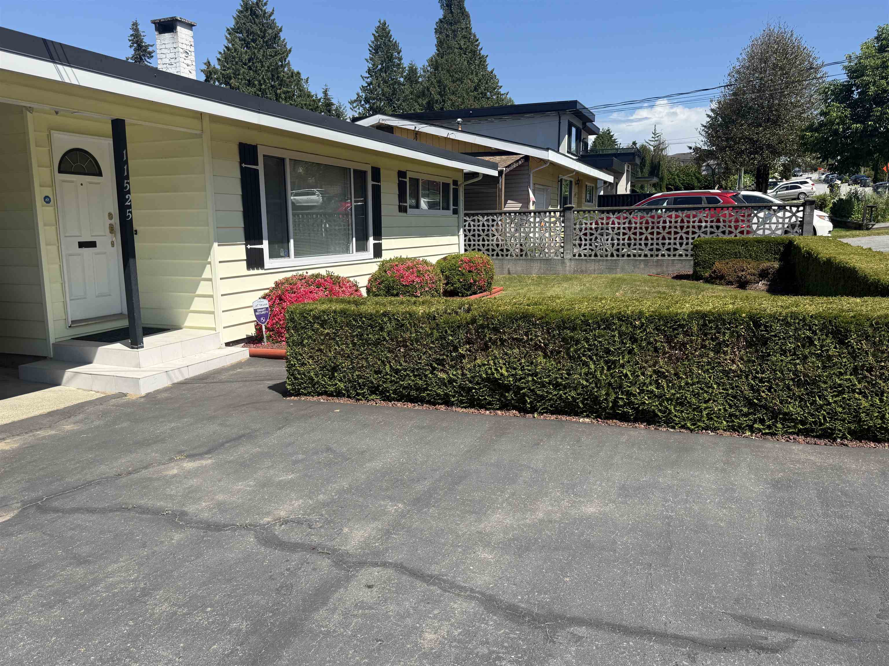 Additional image 2 of 11525 96a Avenue, Surrey, BC, V3V 1Z9