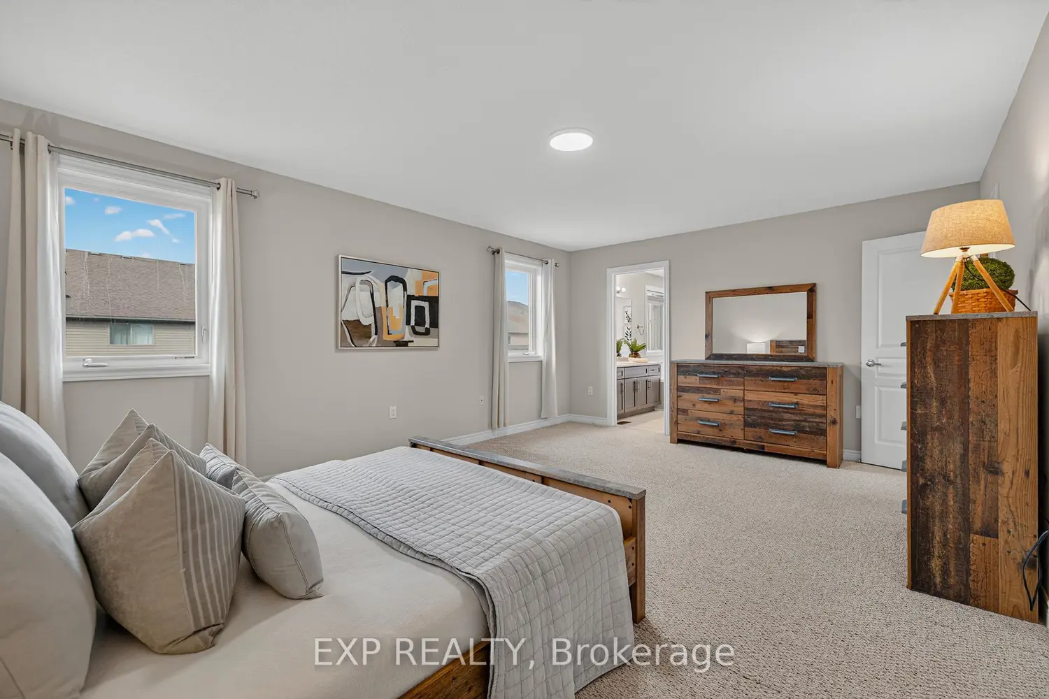 Additional image 11 of 100 Garinger Crescent
