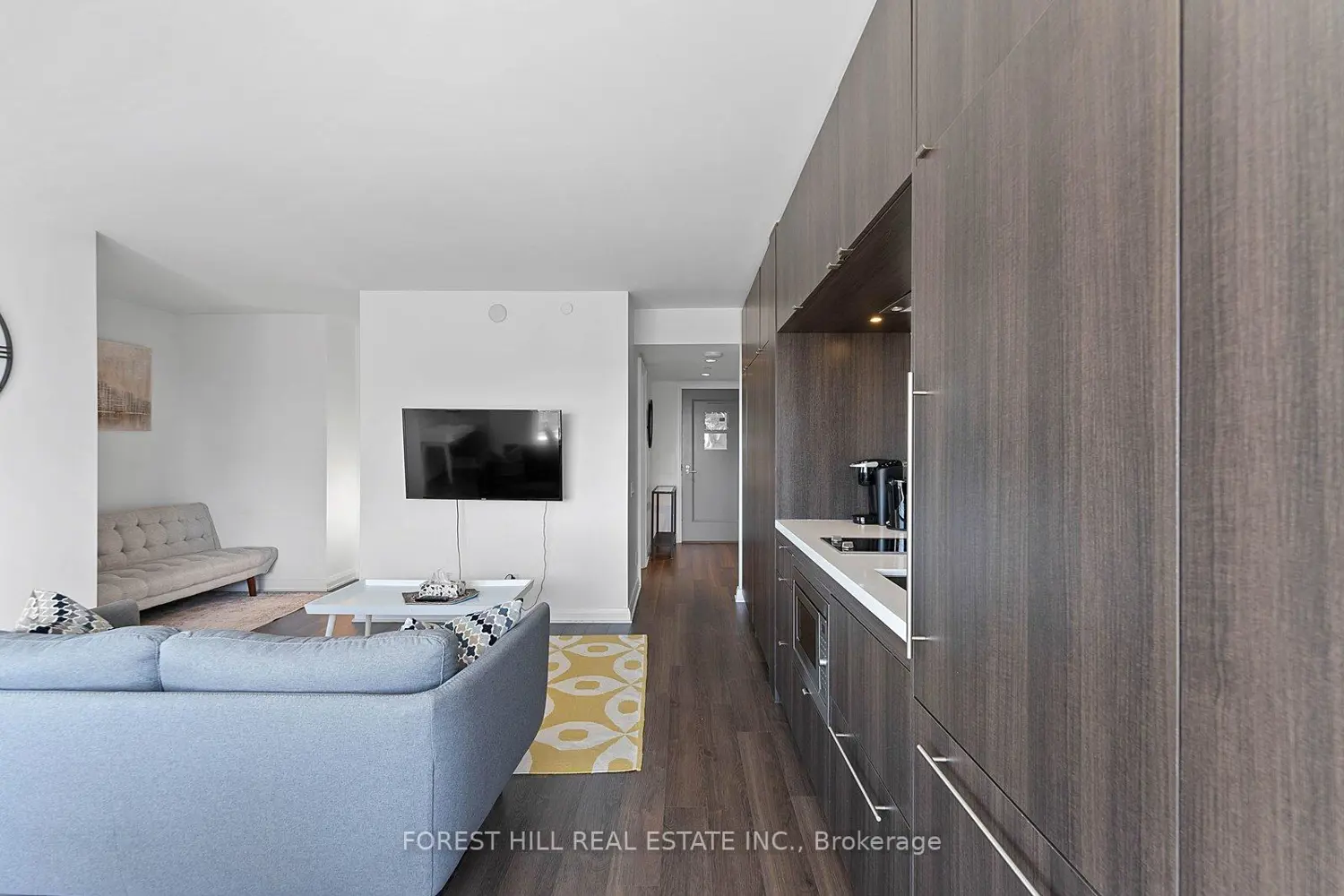 Additional image 4 of 155 Yorkville Avenue 2917