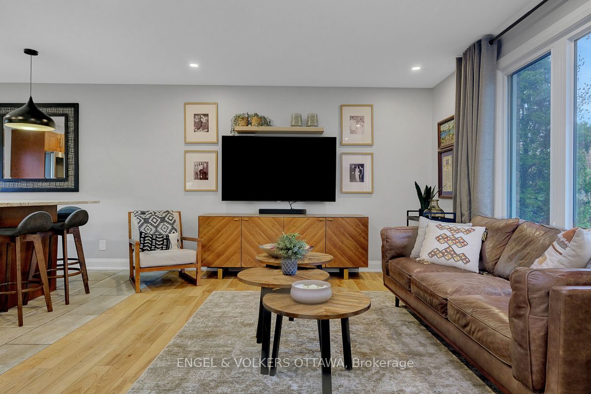 Additional image 6 of 2766 Harwood Avenue, Ottawa, ON, K2B 8H7