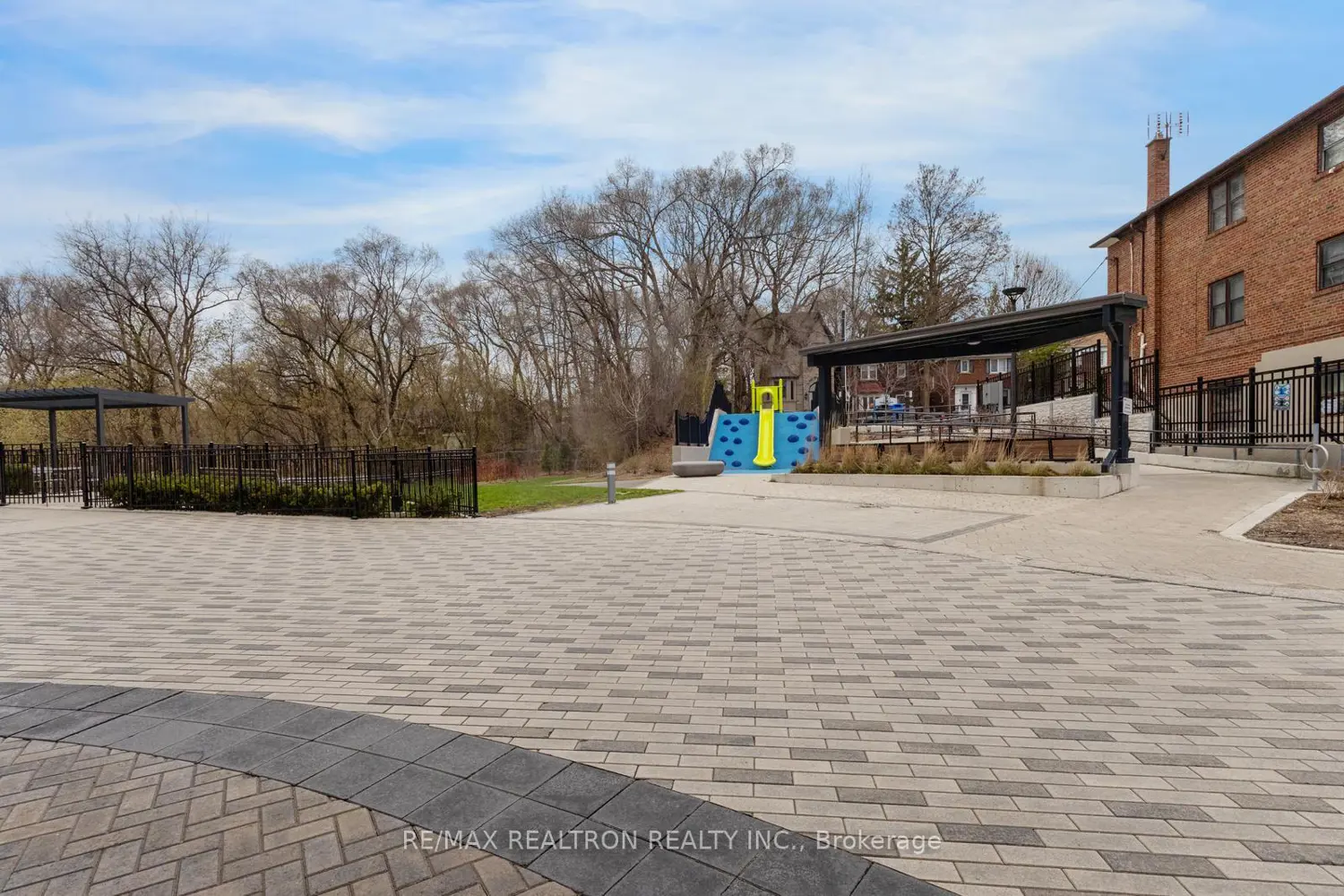 Additional image 20 of 250 Lawrence Avenue 416
