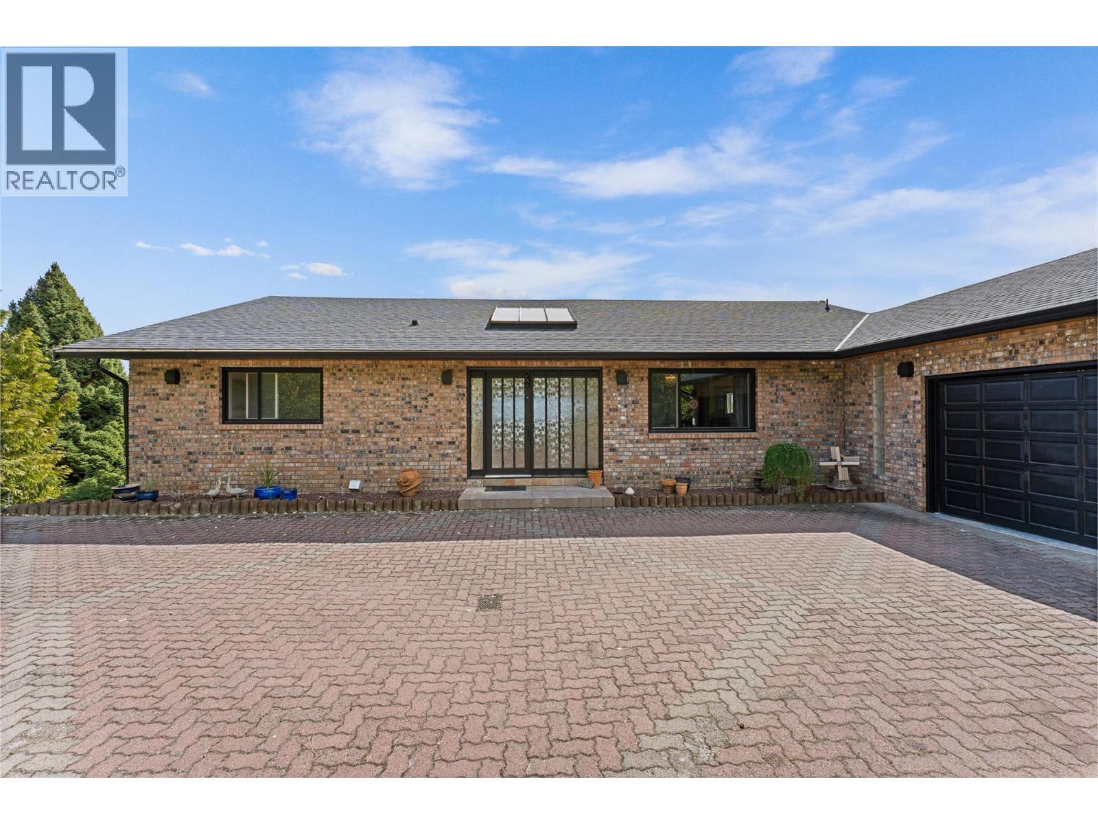 Additional image 3 of 2157 Alexander Place, Kelowna, BC, V1Z2X5