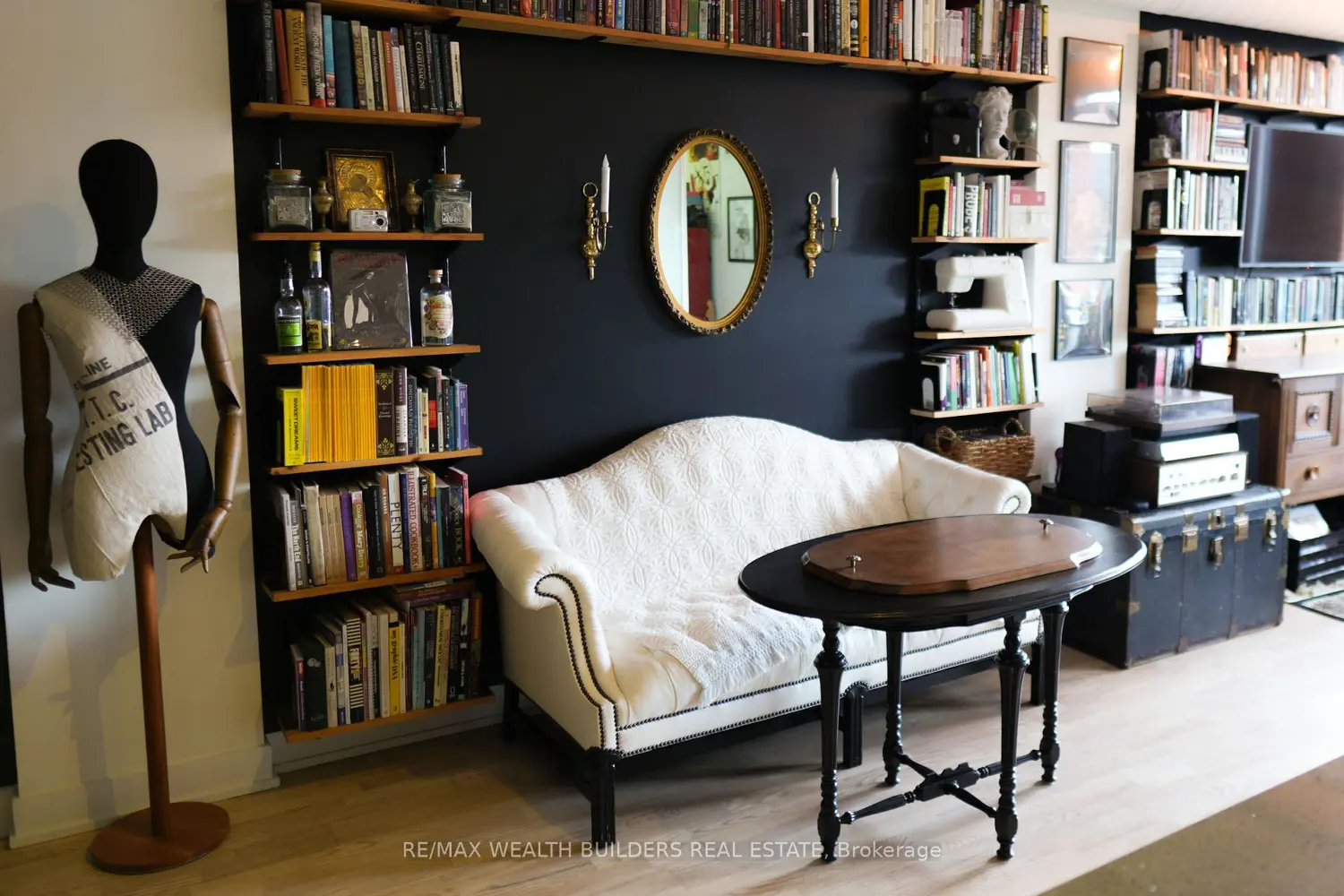 Additional image 6 of 152 Annette Street 210