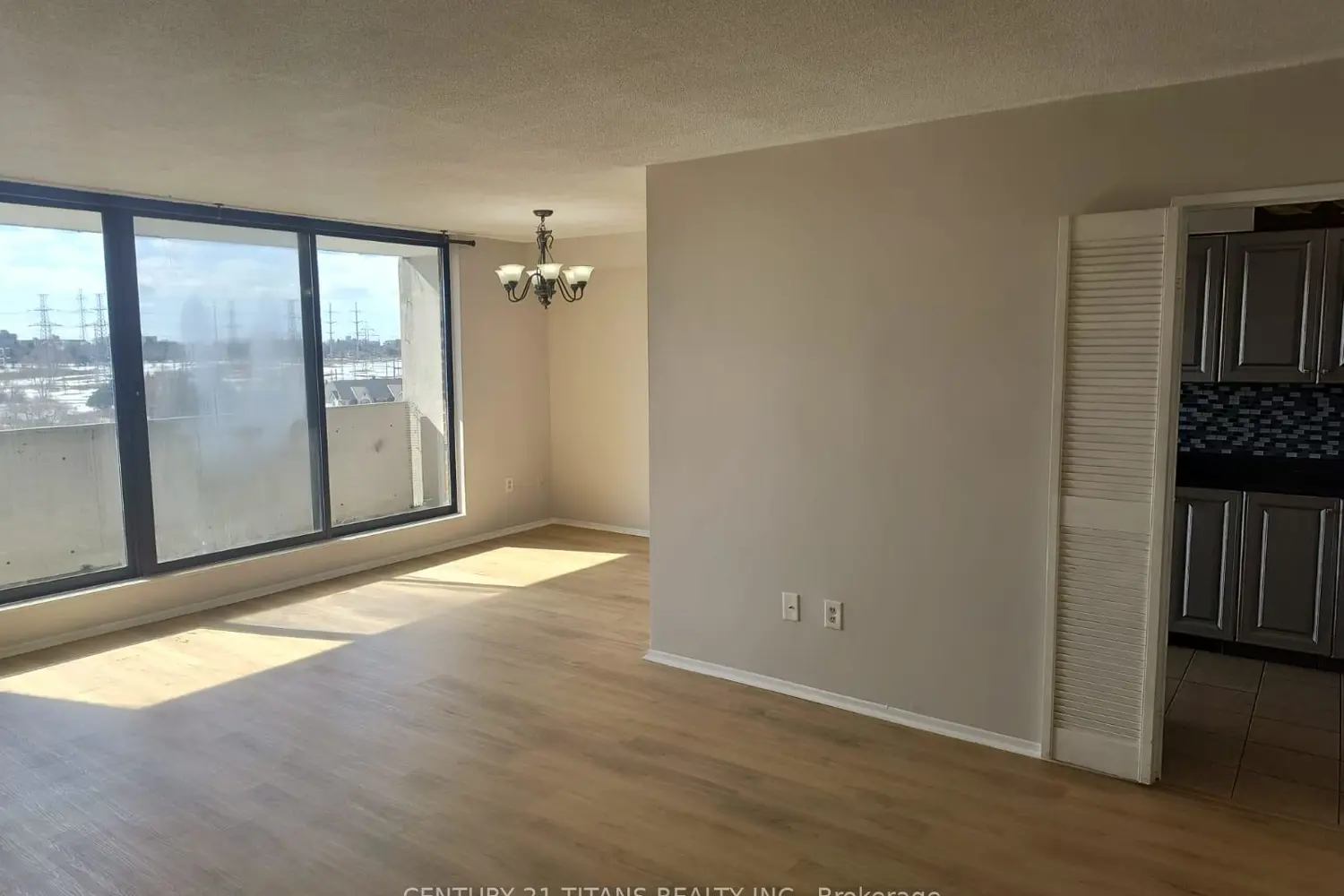 301 Prudential Drive 907