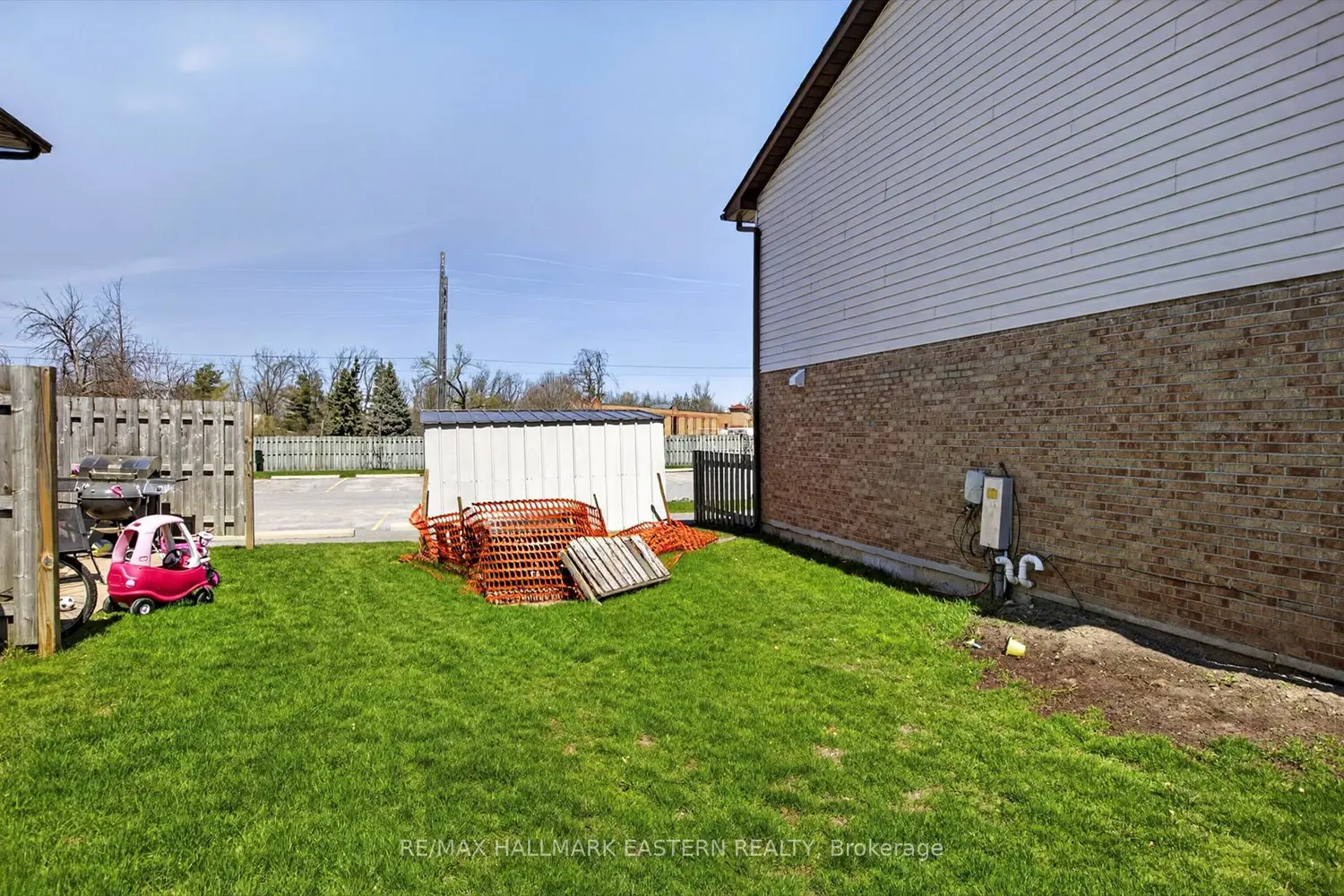 Additional image 15 of 996 Sydenham Road #33