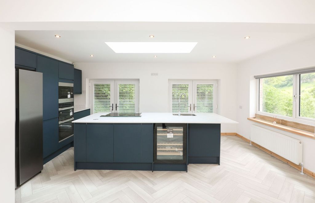 Additional image 6 of 3 bed detached house to rentHockley Lane, Ashover S45