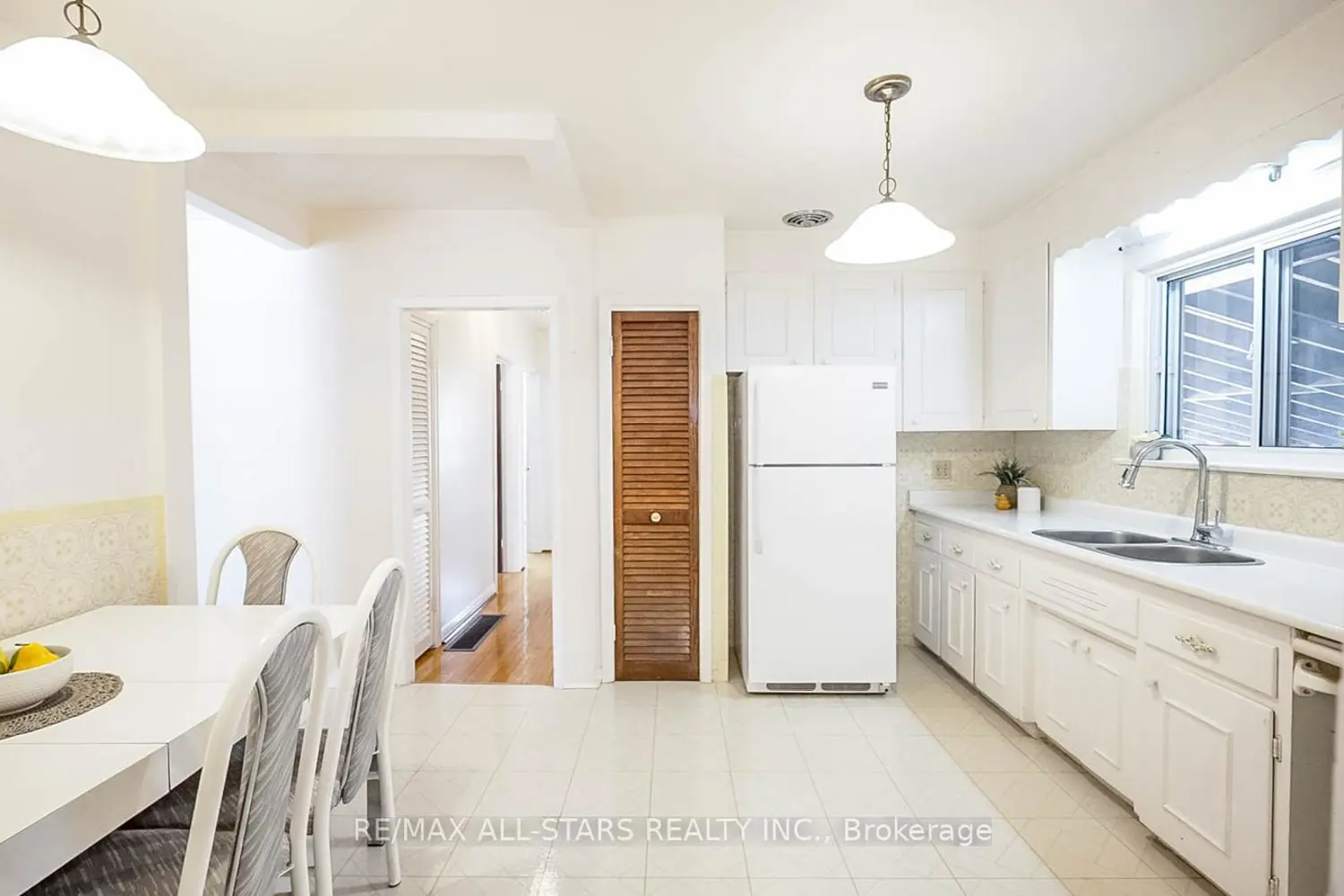 Additional image 9 of 394 Osiris Drive