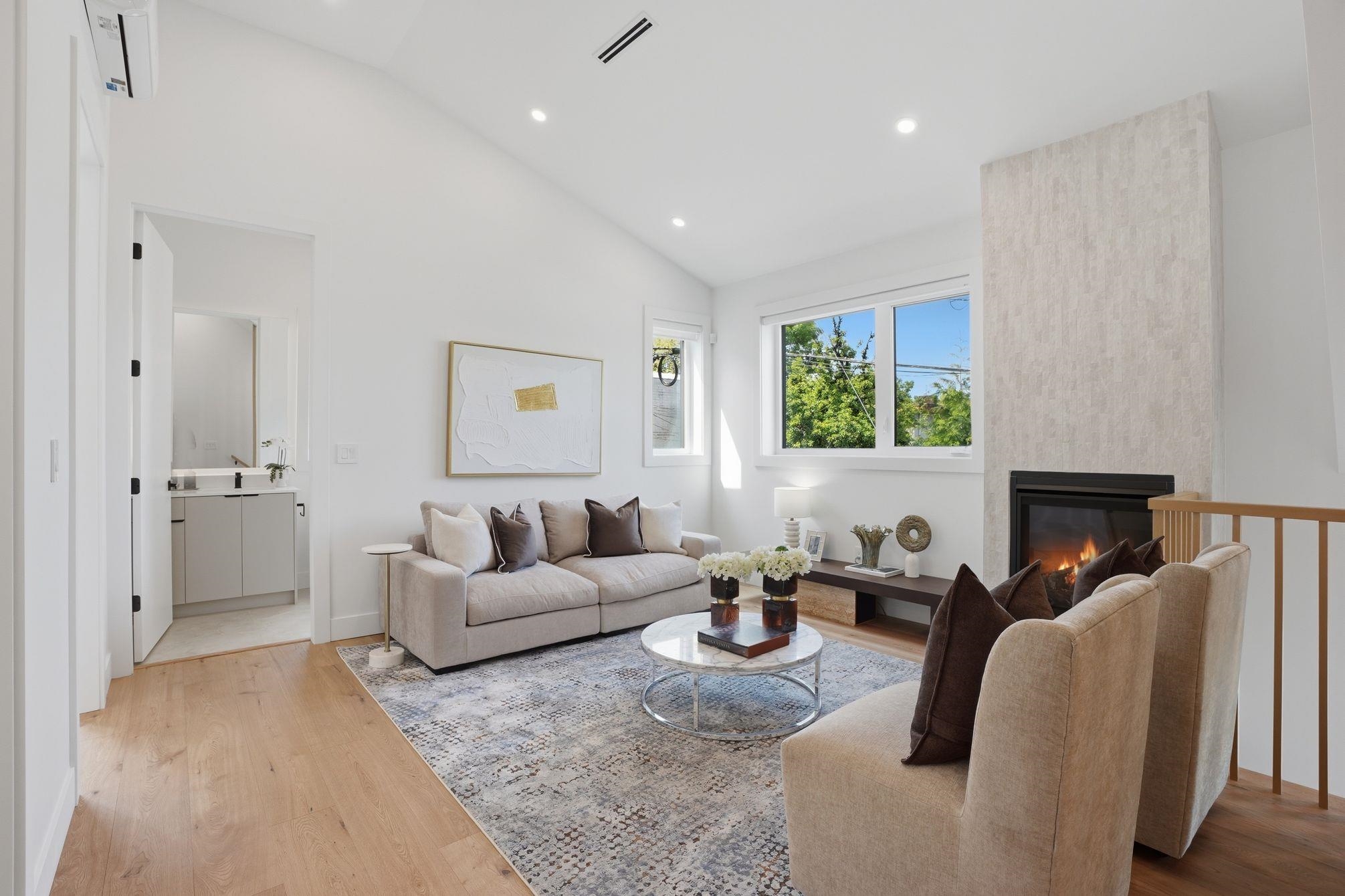 Additional image 6 of 2436 20th Avenue E, Vancouver, BC, V5M 2T6