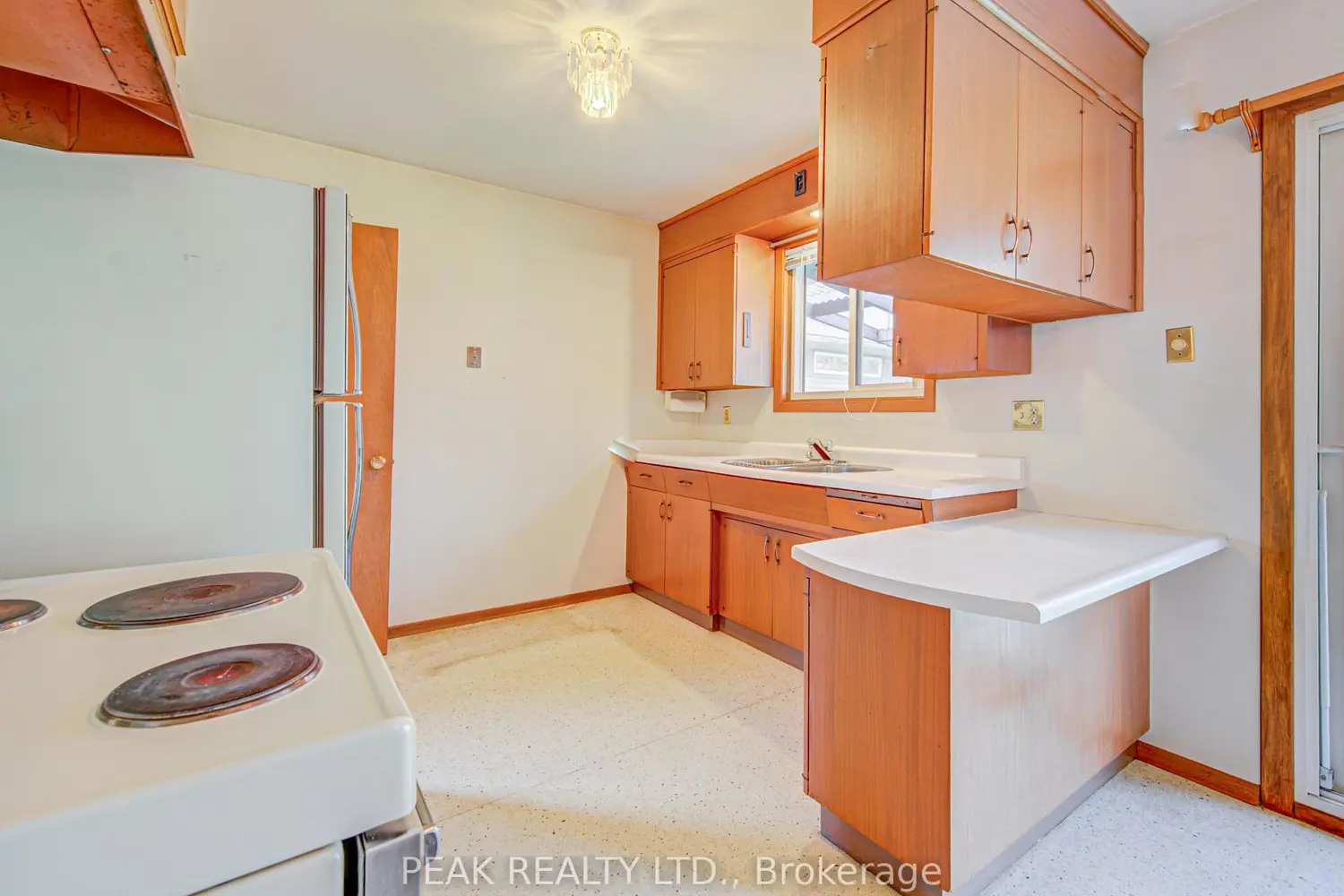 Additional image 4 of 16 Centennial Crescent