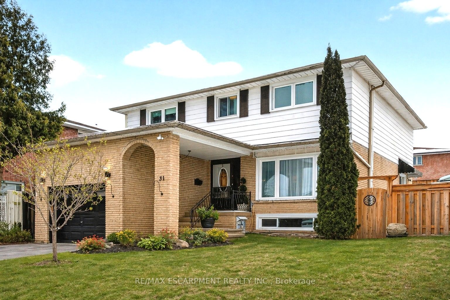 31 Maynard Street, Hamilton, ON, L9B 1R9