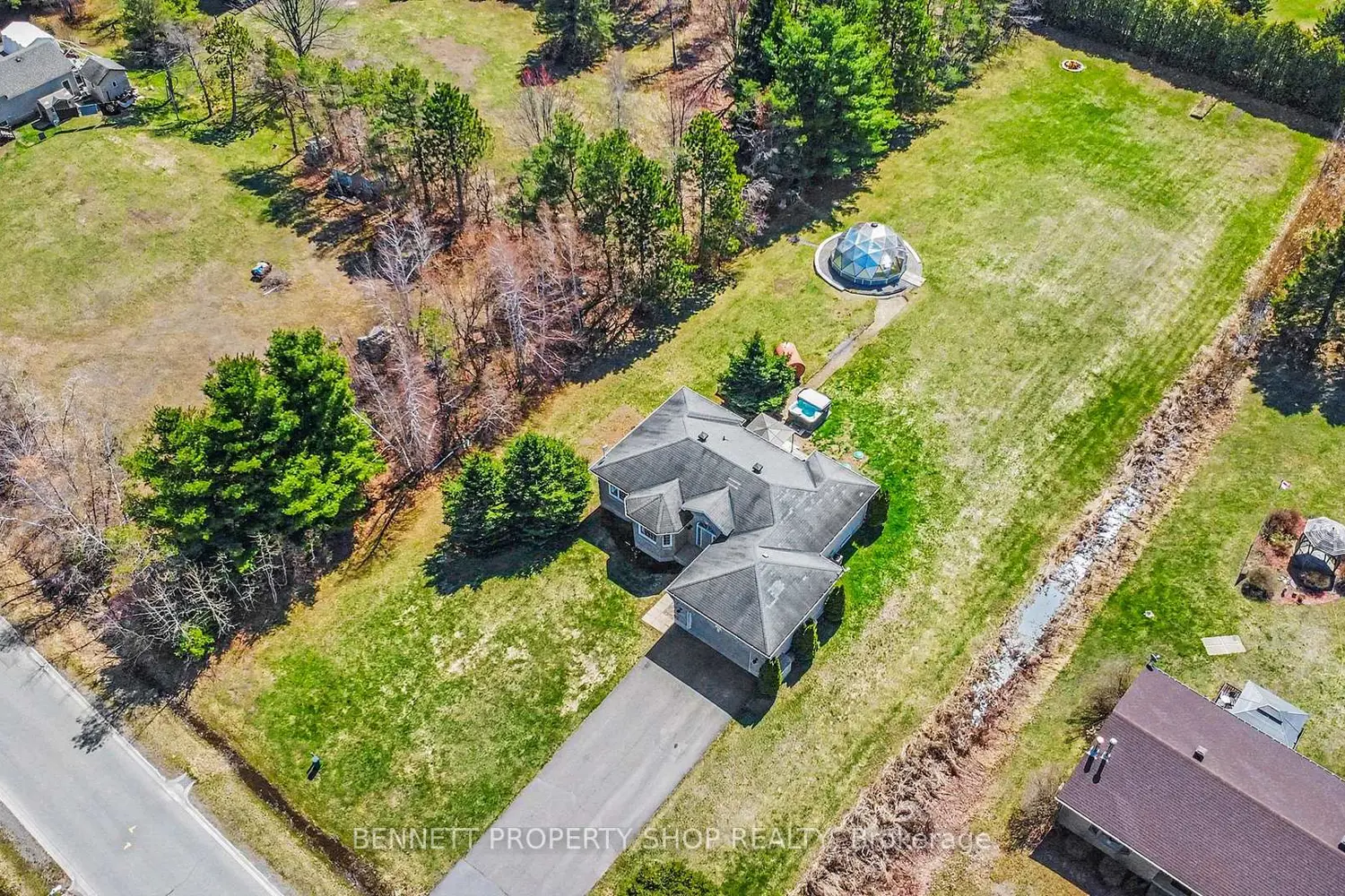 2030 Kingsley Street photo 5