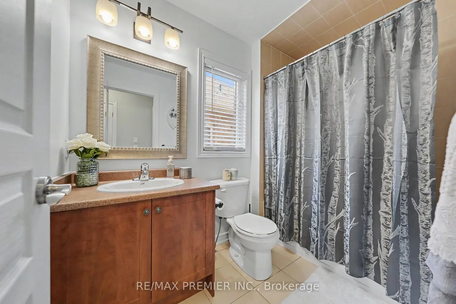 Additional image 8 of 82 Chesterwood Crescent