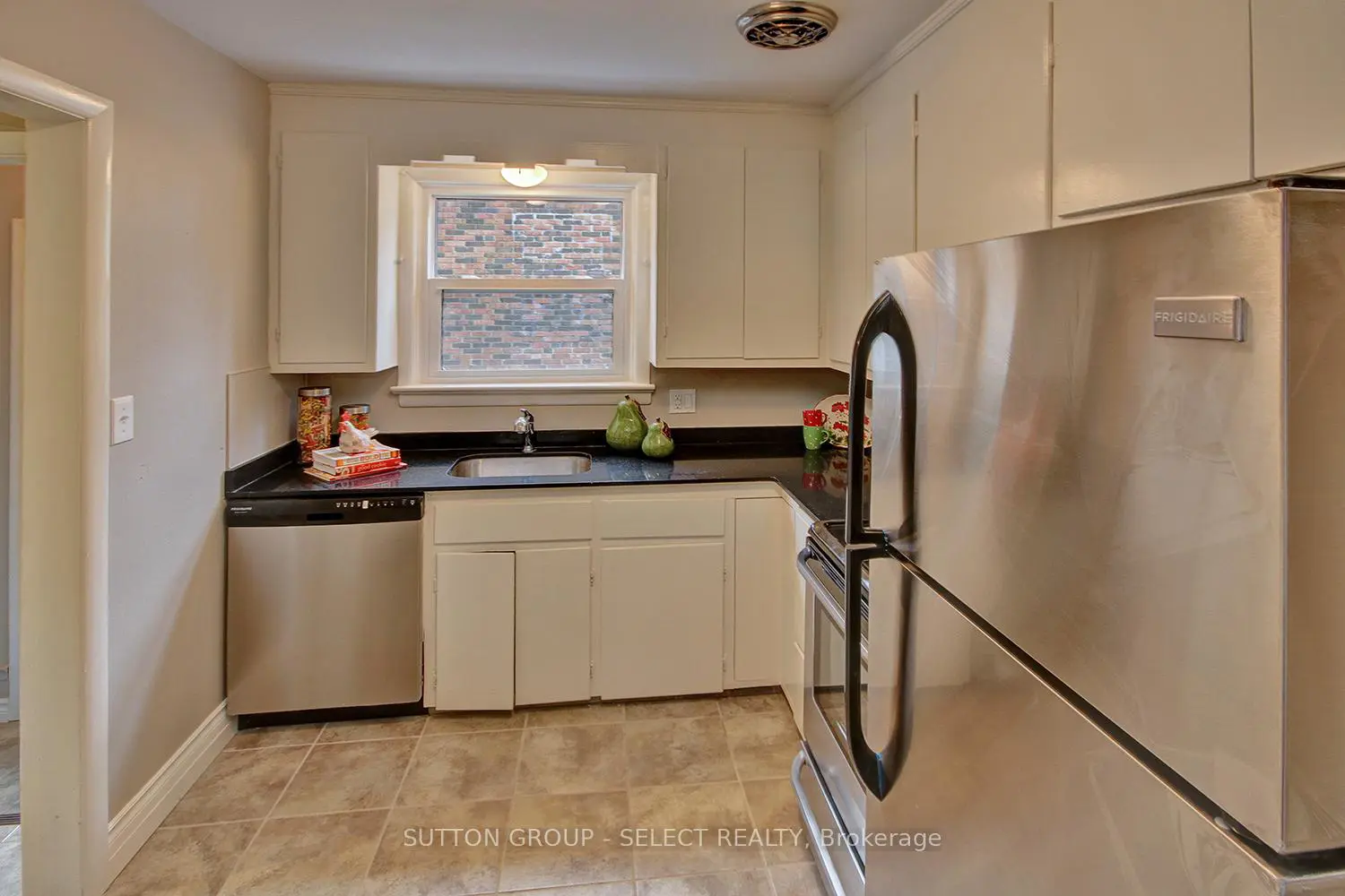 Additional image 8 of 196 Emery Street