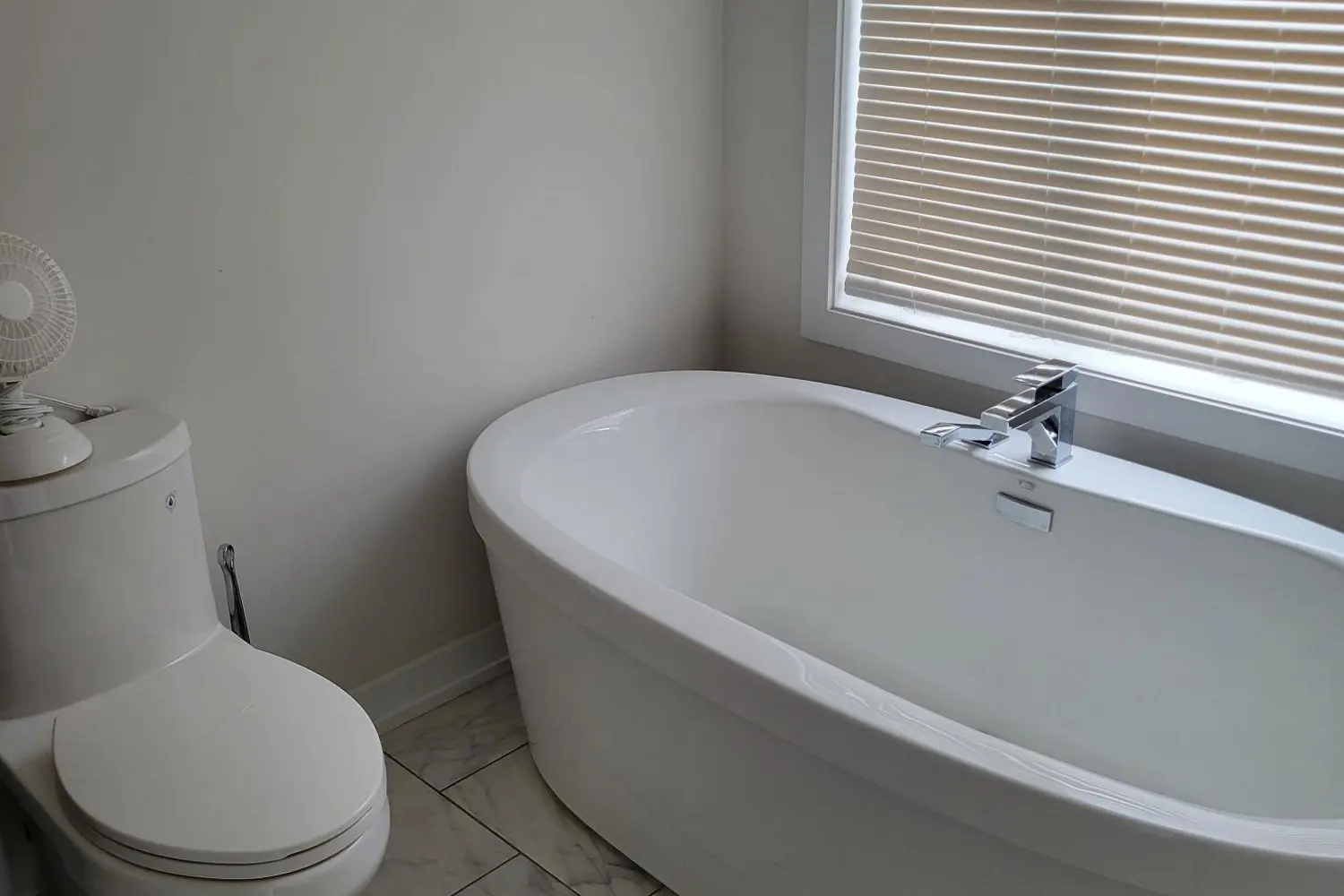 Additional image 2 of 98 Salterton Circle