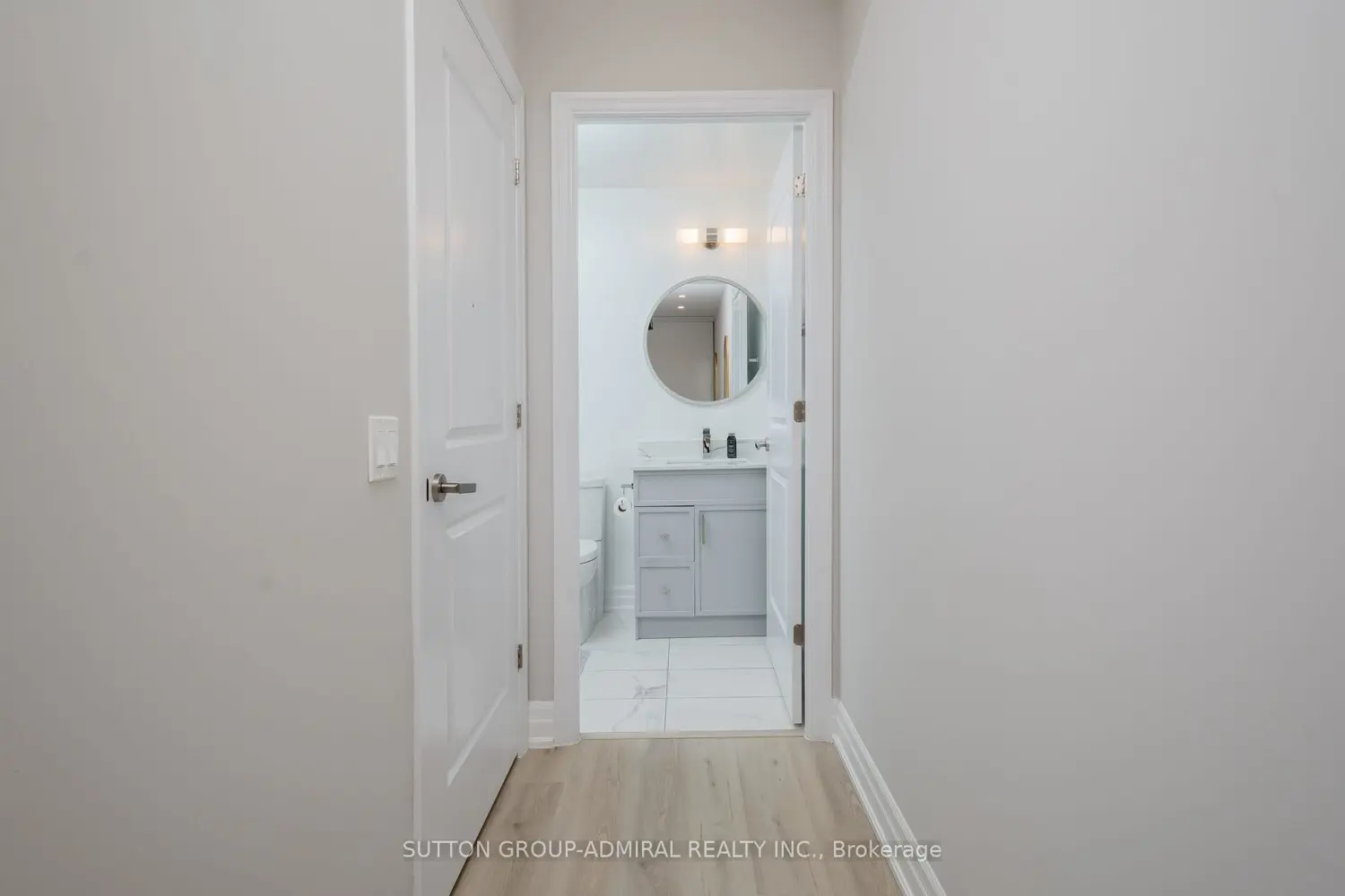 Additional image 13 of 9085 Jane Street 622