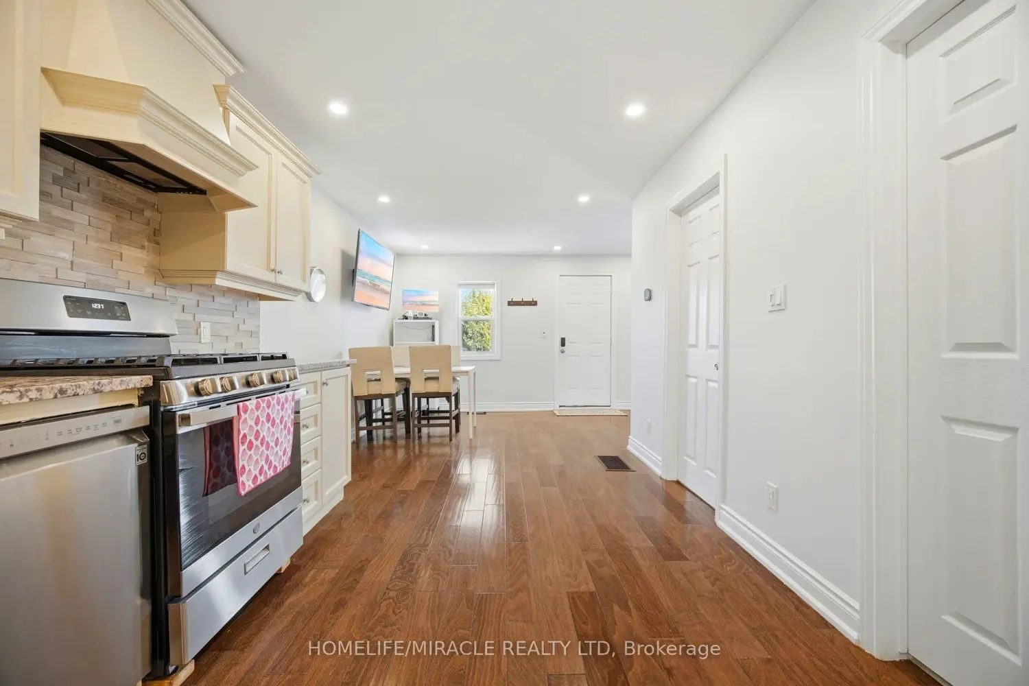Additional image 8 of 71 Beland Avenue
