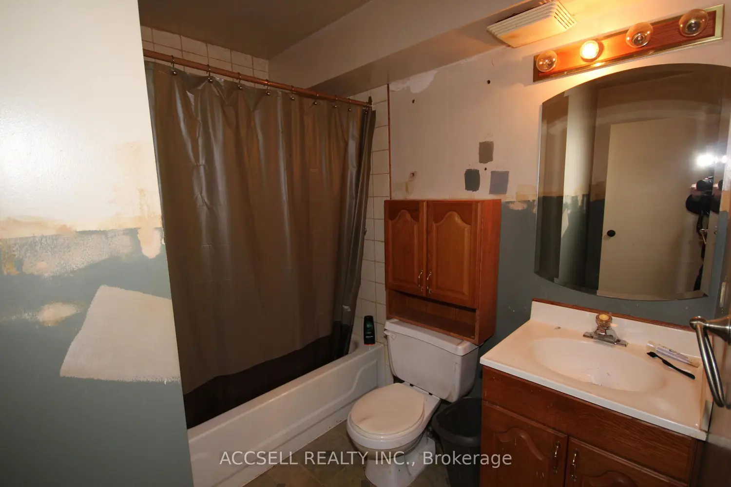 Additional image 9 of 731 Deveron Crescent 111