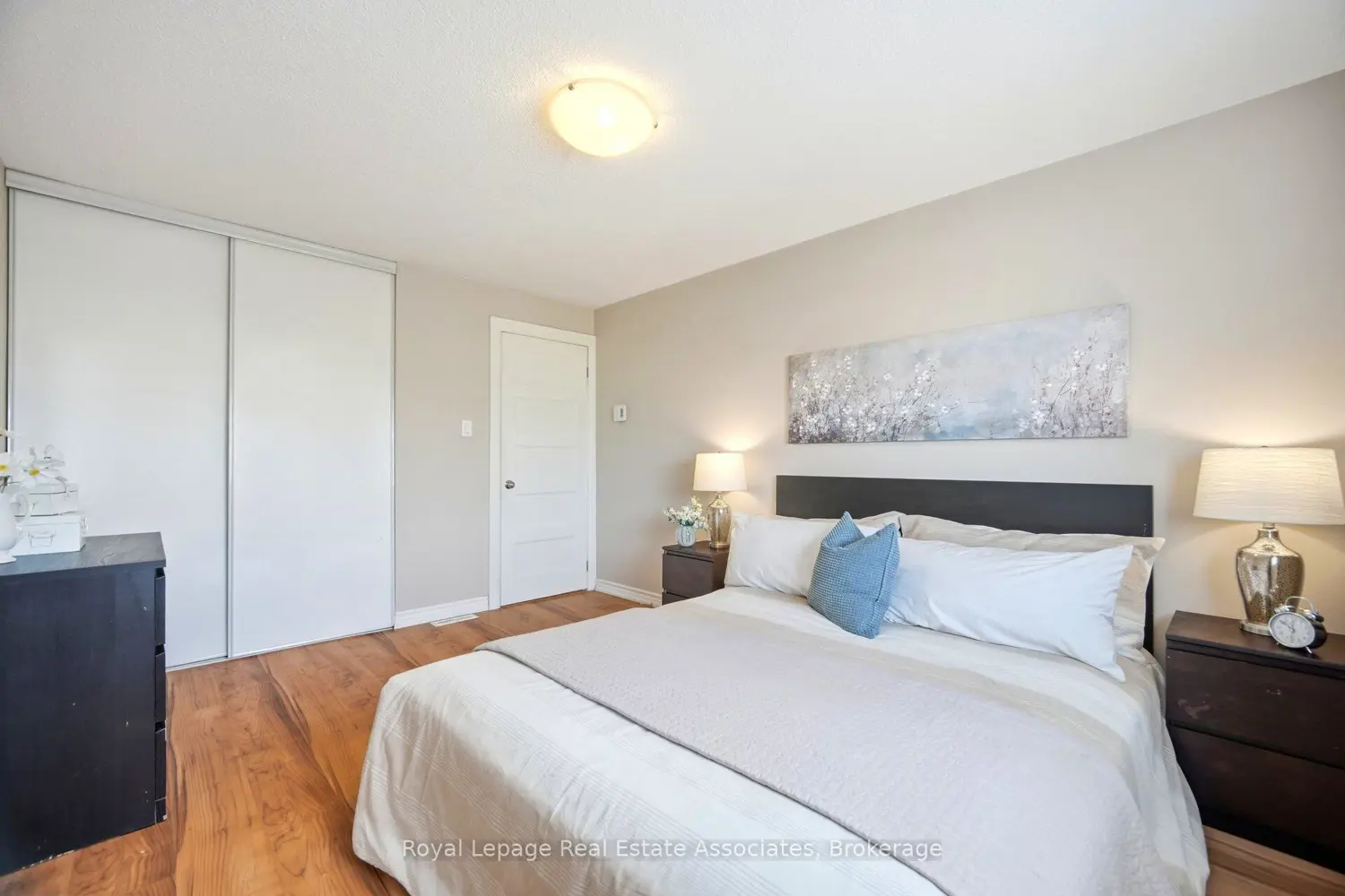 Additional image 8 of 1055 Dundas Street 222
