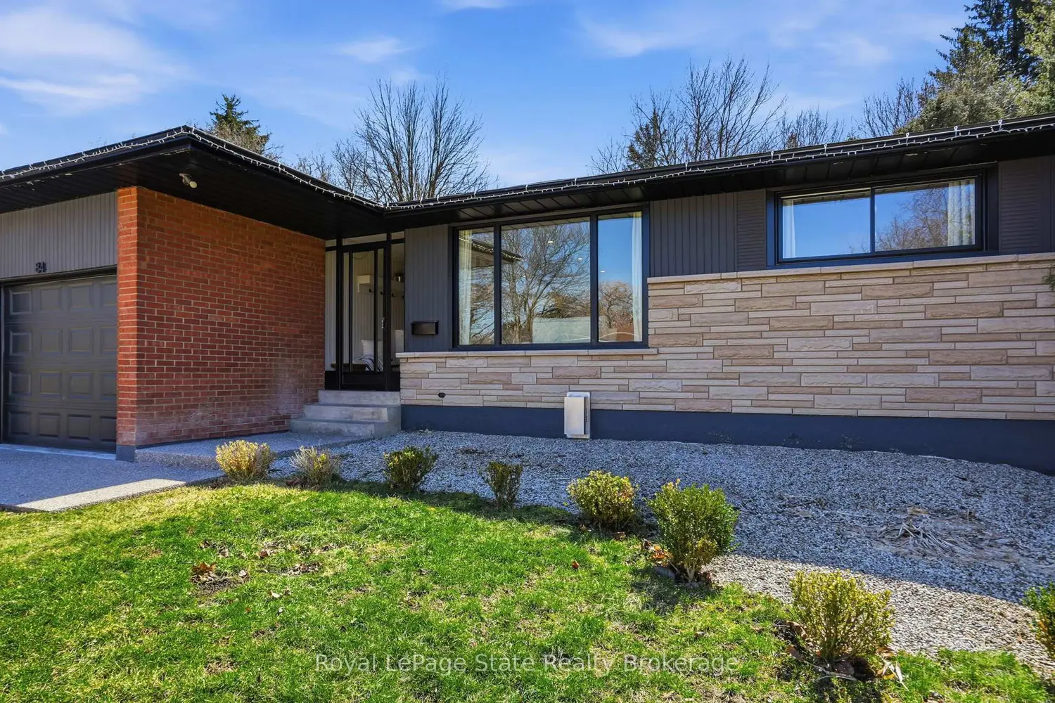 84 Pleasant Avenue