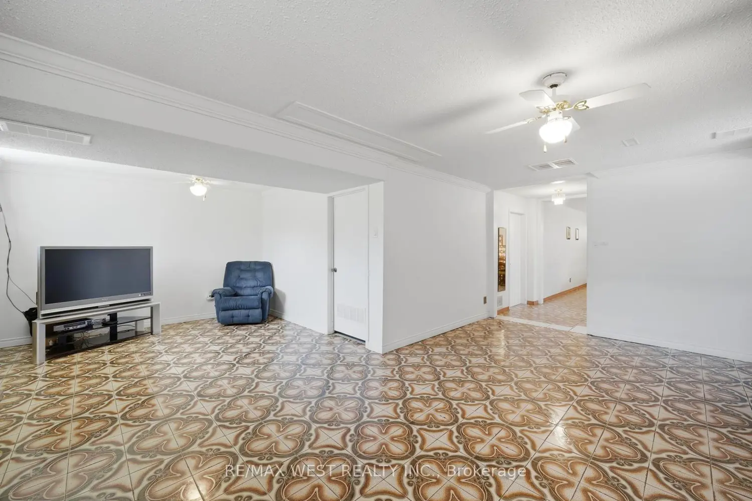 Additional image 14 of 111 Shoreham Drive