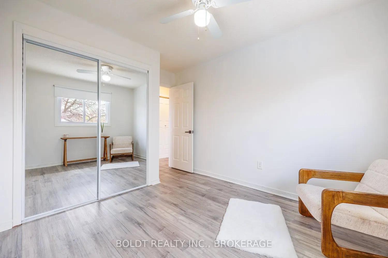 Additional image 7 of 5080 Mantree Court