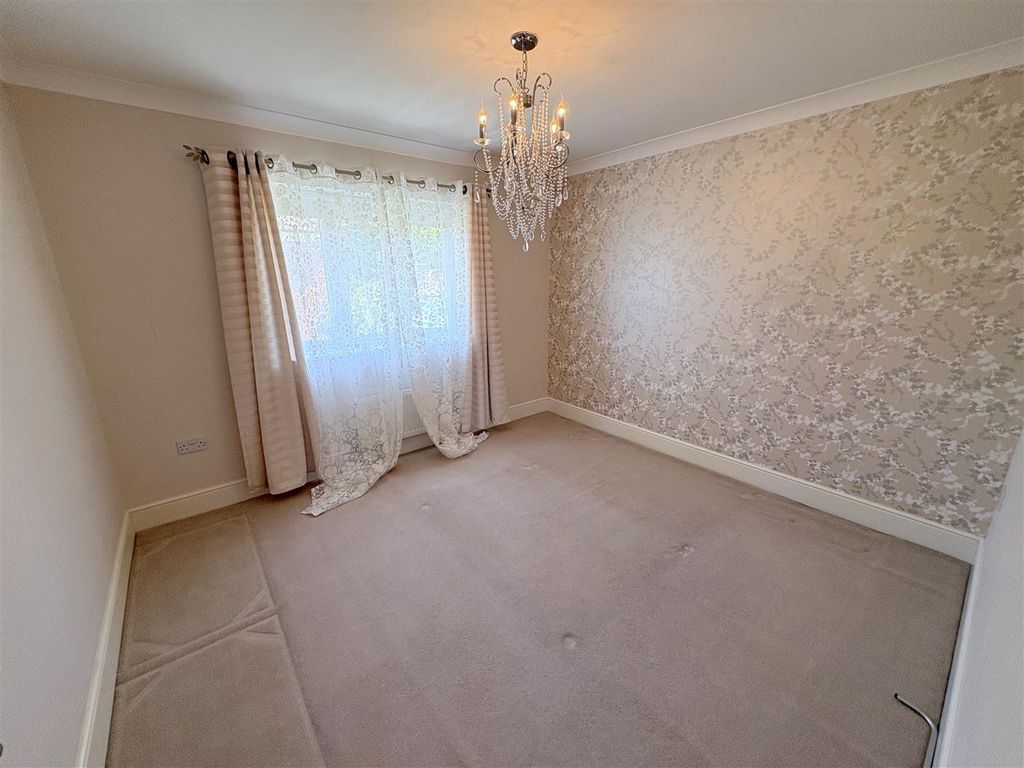 Additional image 25 of 5 bed detached house to rentGlaisdale Court, Darlington DL3