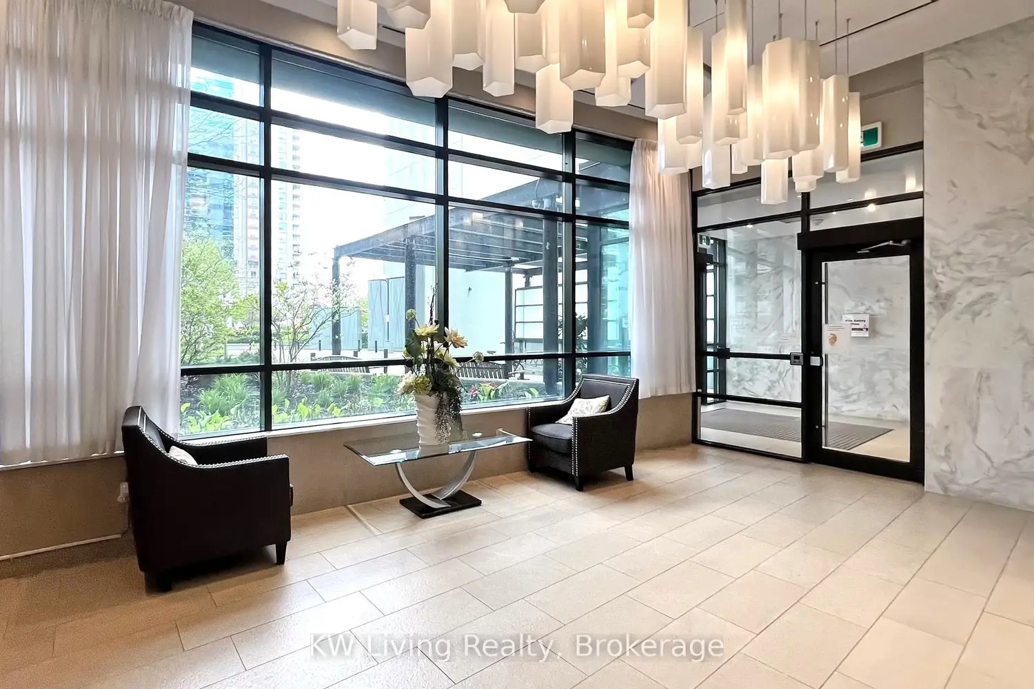 Additional image 16 of 5740 Yonge Street 409