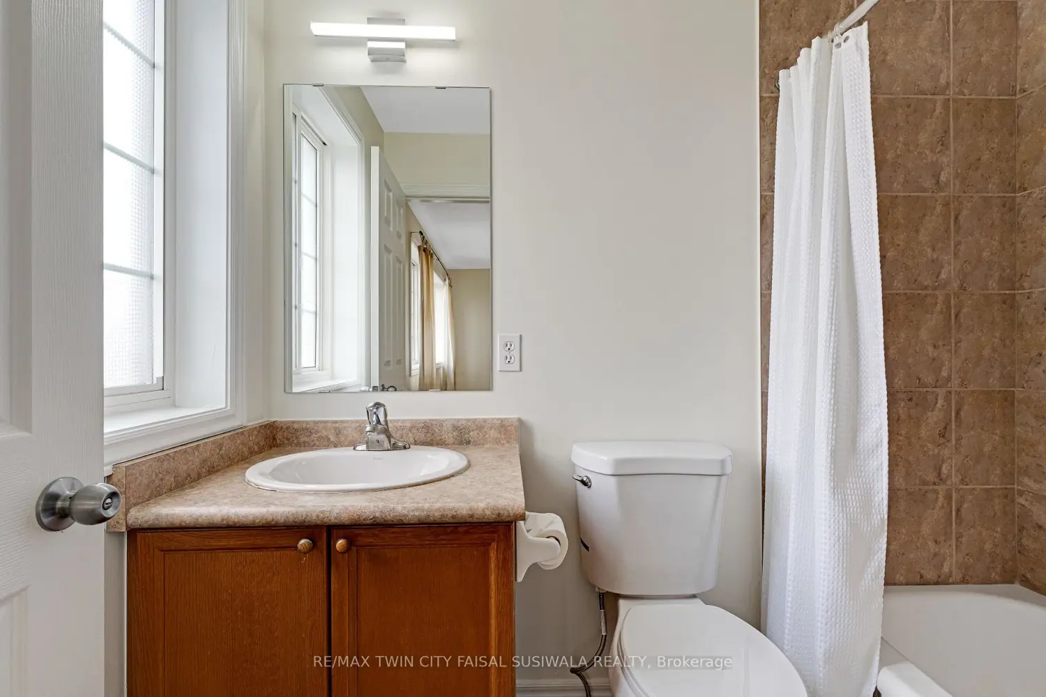 Additional image 7 of 250 Ainslie Street 14