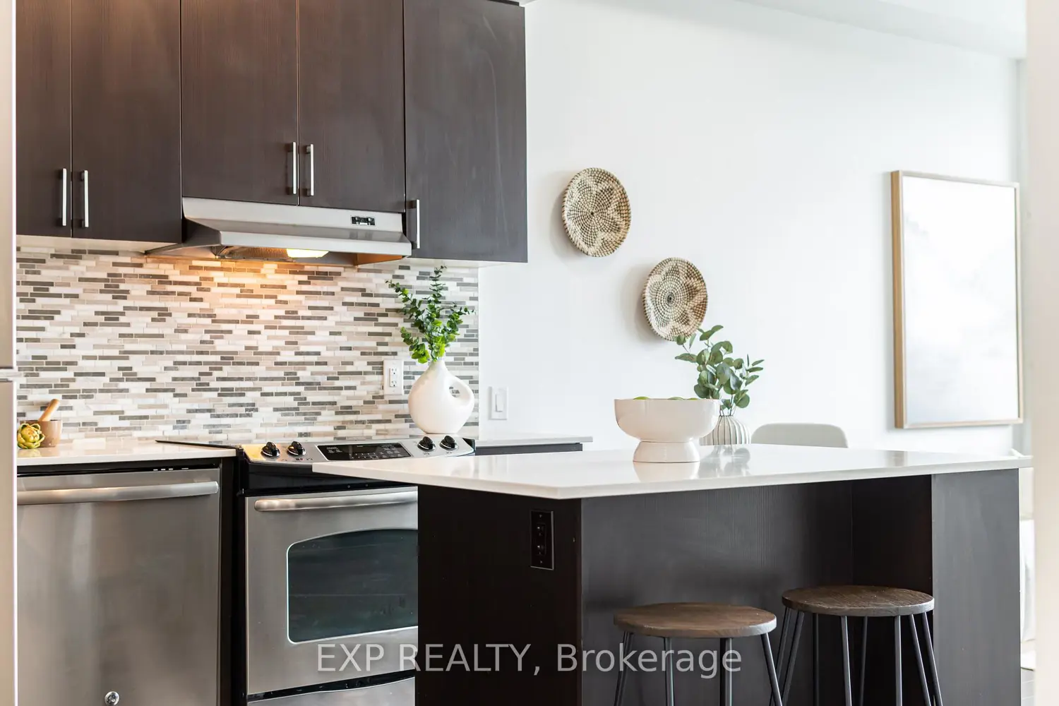Additional image 6 of 2560 Eglinton Avenue 2508