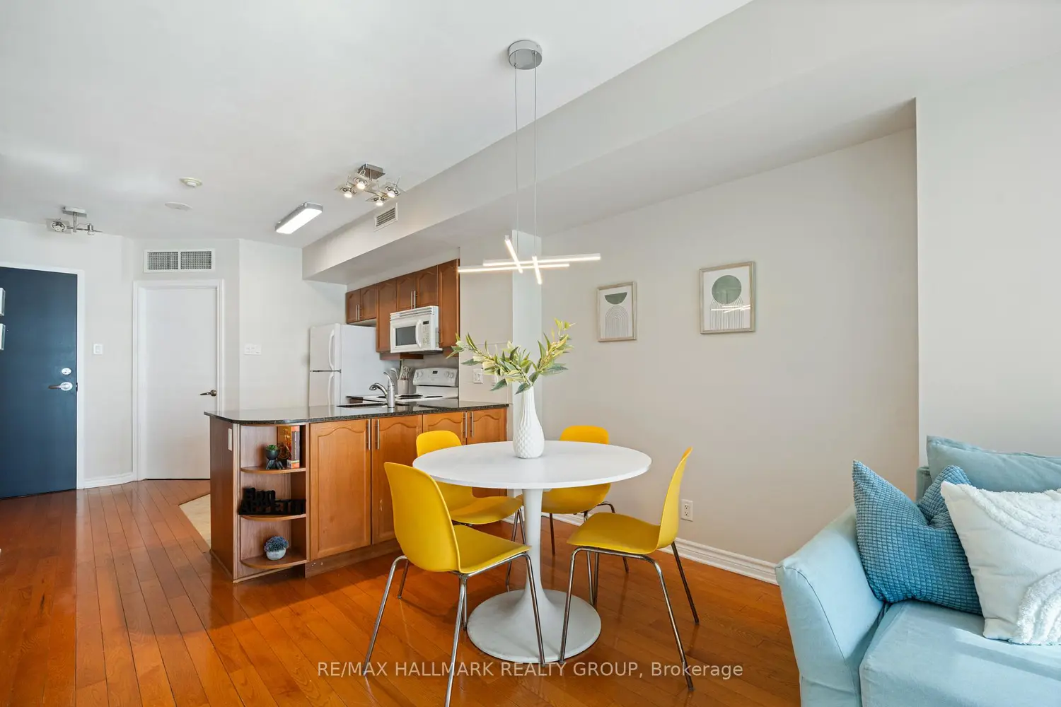 Additional image 7 of 445 Laurier Avenue 2103
