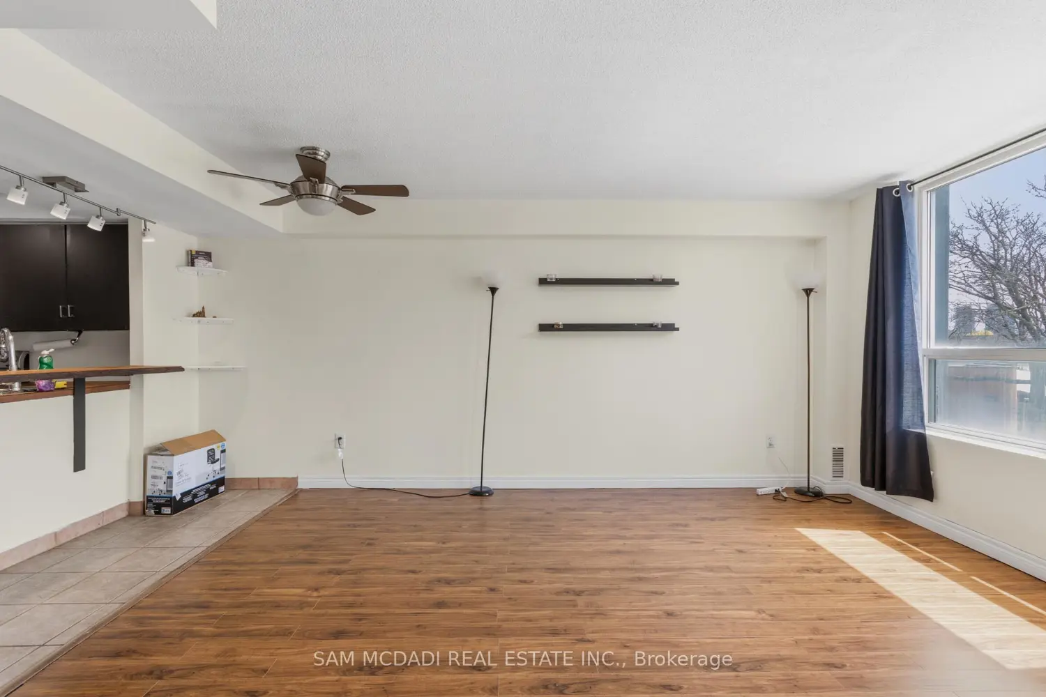 Additional image 12 of 400 York Boulevard 201
