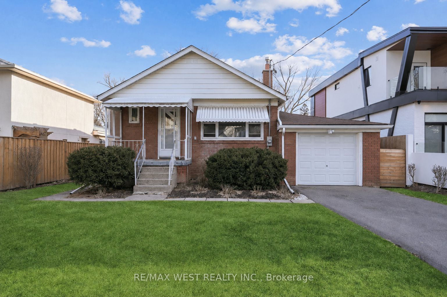 29 Prennan Avenue, Toronto, ON, M9B 4B7