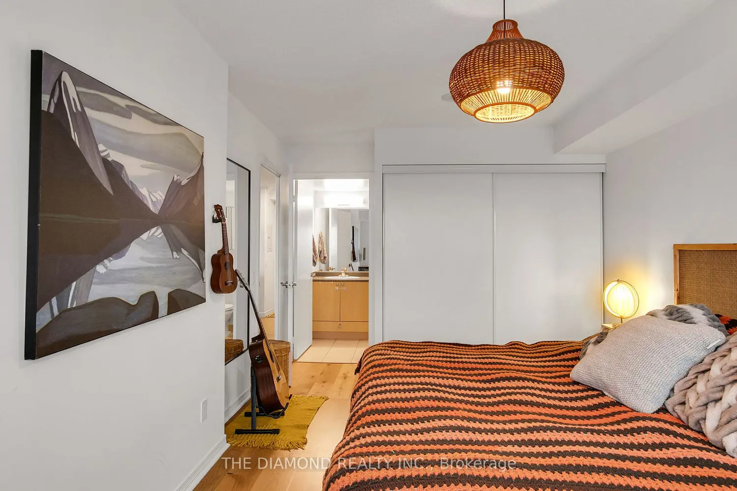 Additional image 12 of 61 Heintzman Street 1501