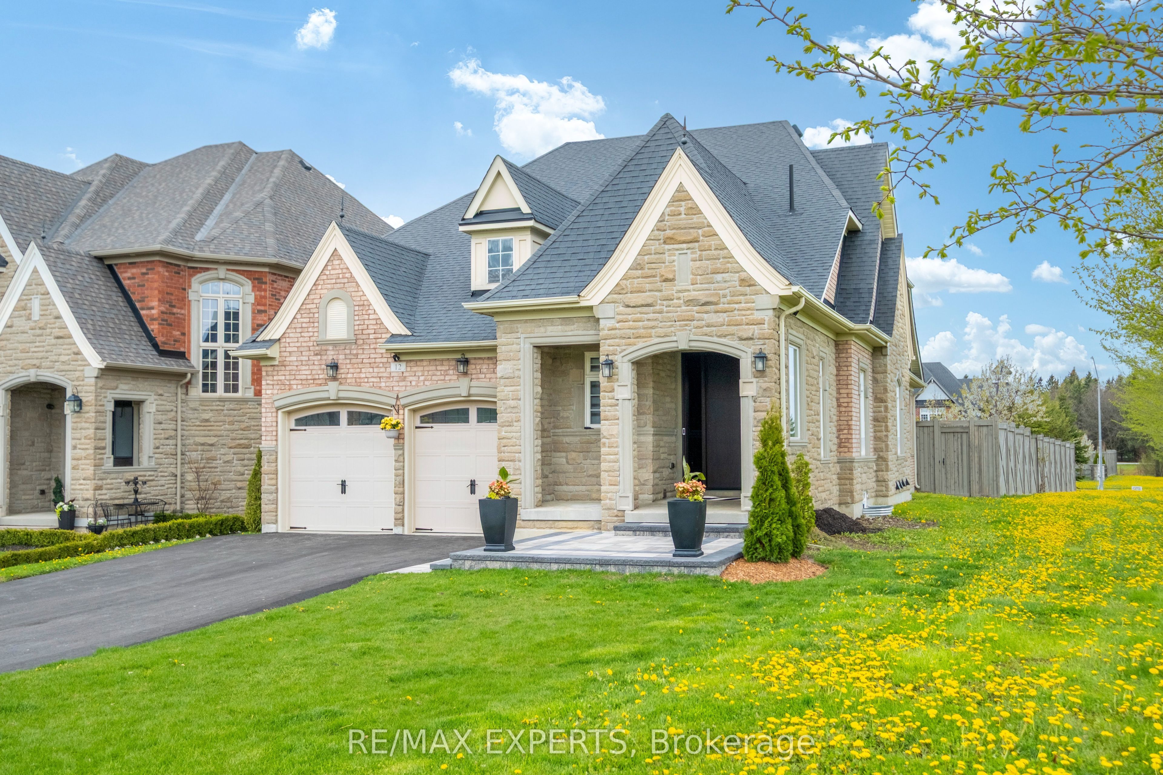 Additional image 2 of 12 Valley Point Crescent, King, ON, L7B 0B7